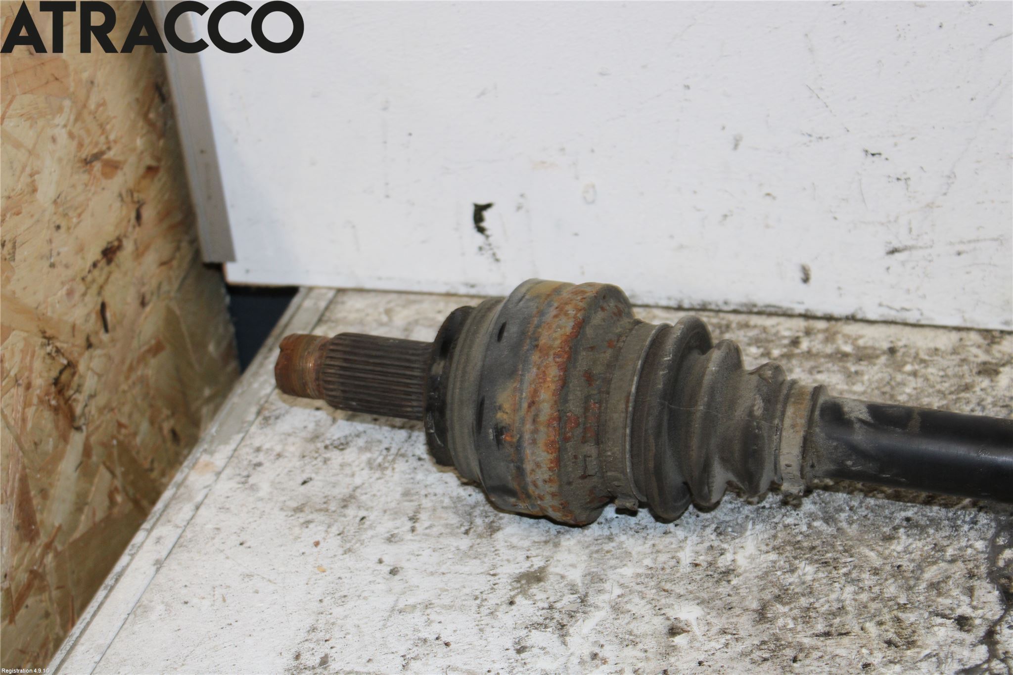 BMW 5 F10/F11/F18 09-17 Drivaxel Bak Vänster