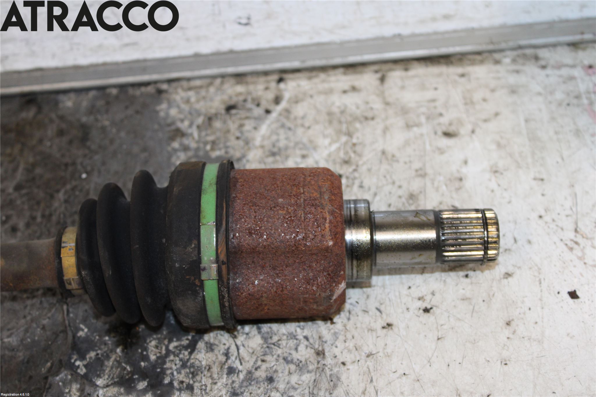 Mitsubishi OUTLANDER 13-21 Drivaxel Fram Vänster