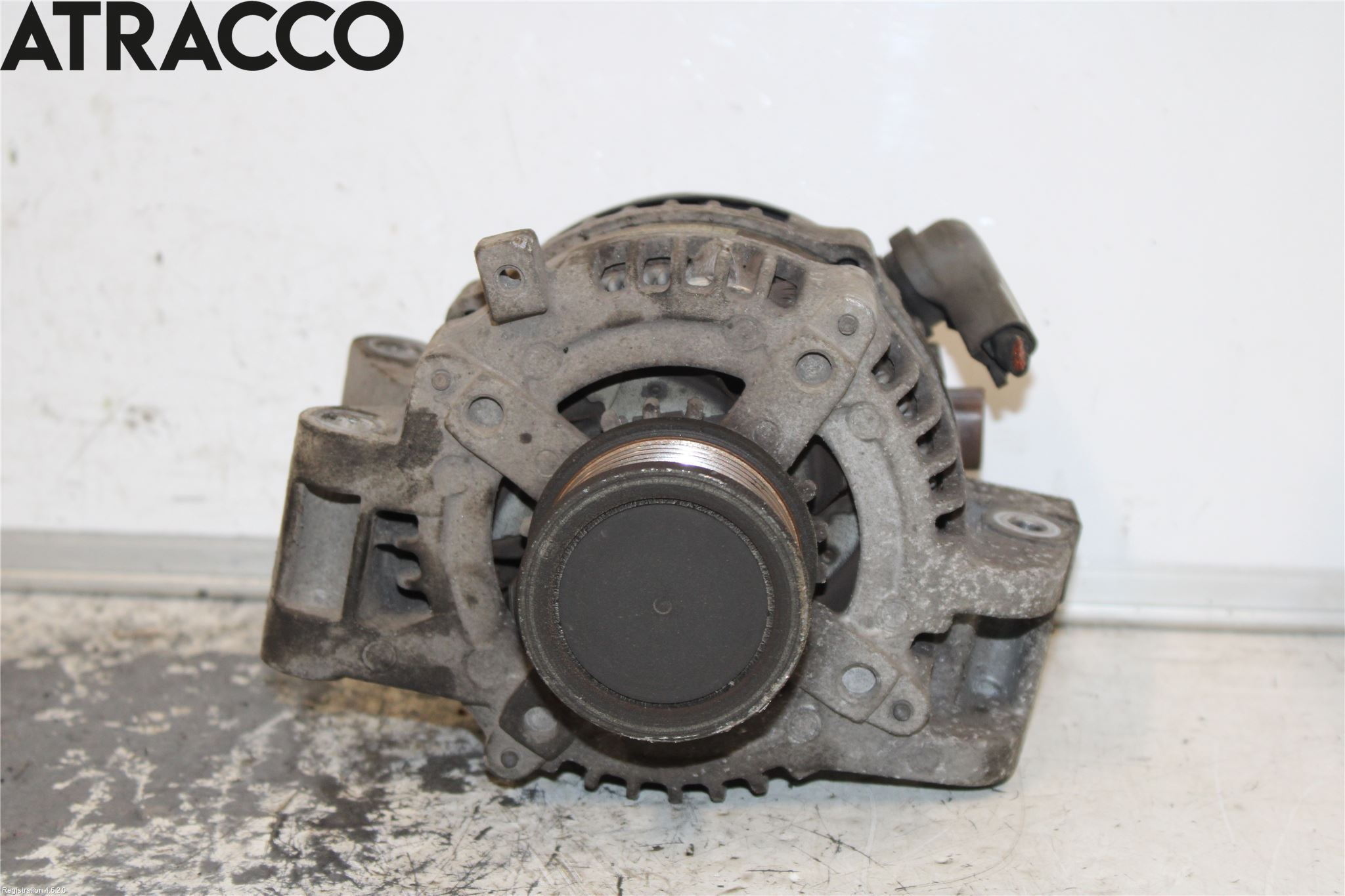 Toyota AVENSIS 09-15 Generator