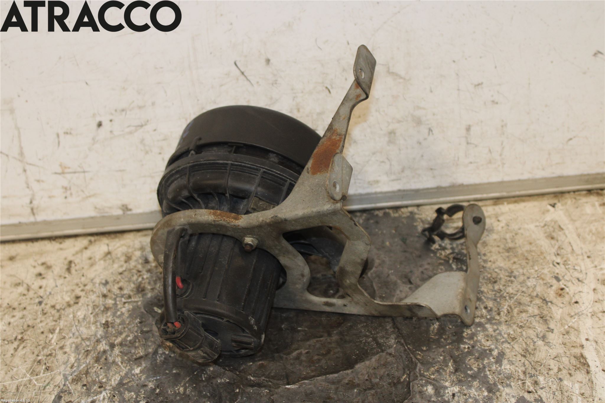 BMW 5 E60/61 Sed/Tou 02-10 Luftpump-Avgasrening