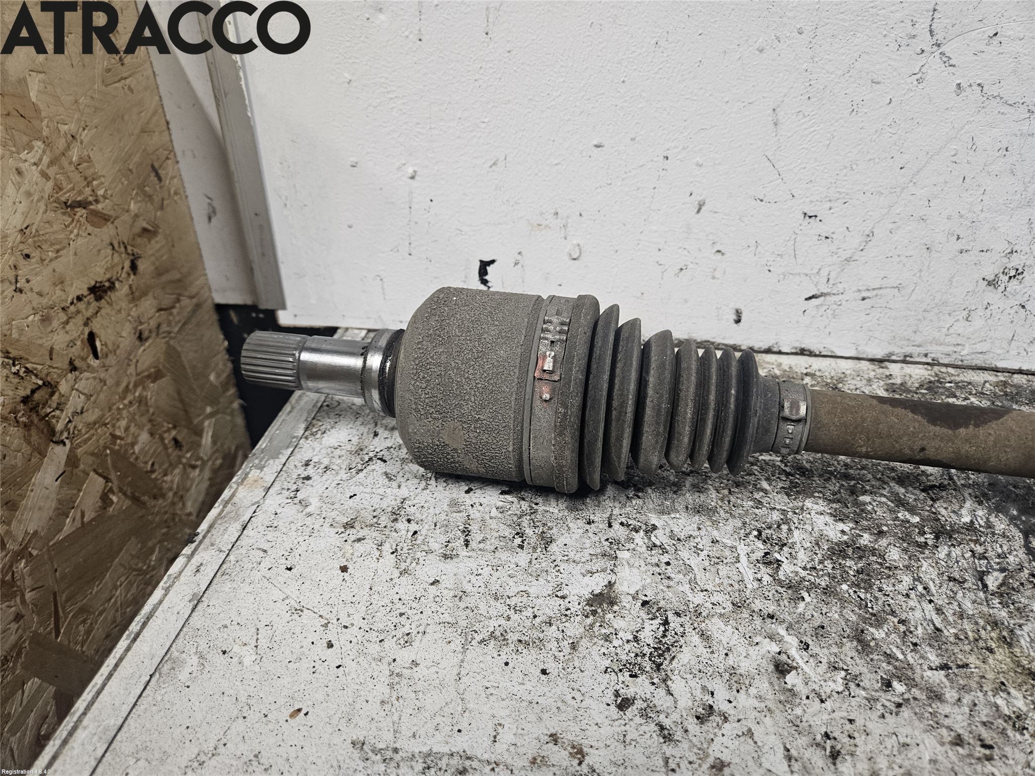 Peugeot PARTNER 16-18 Drivaxel Bak Höger