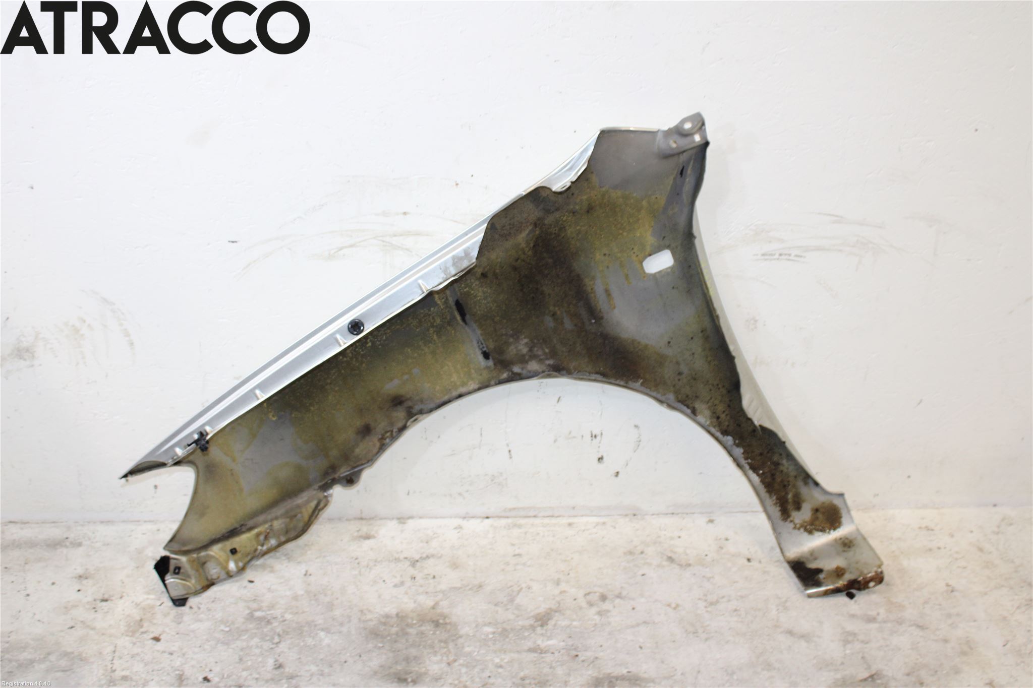 Toyota COROLLA 02-07 Skärm Fram Höger