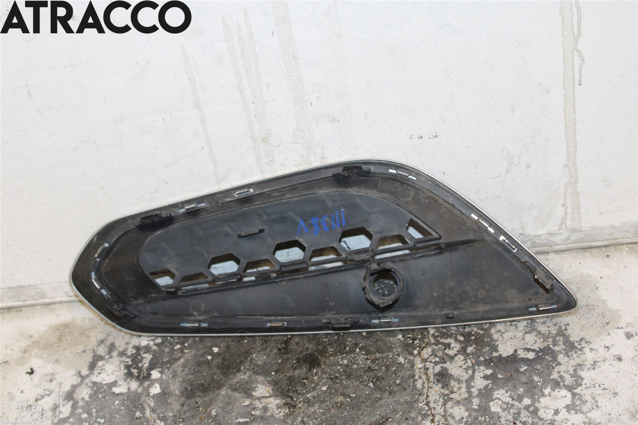 Volvo V60 11-13 Grilldel Vänster