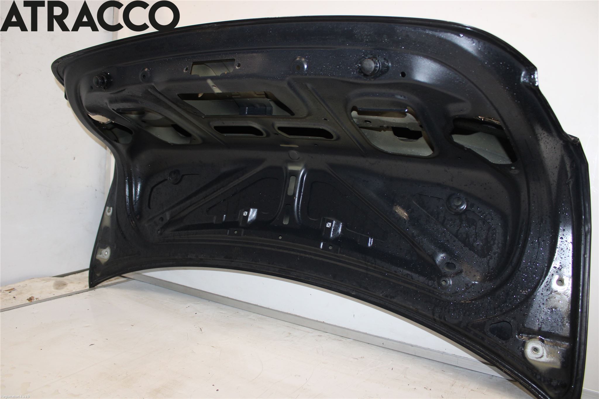 BMW 3 E90/91 SED/TOU 05-12 Baklucka (Ej Med Ruta)
