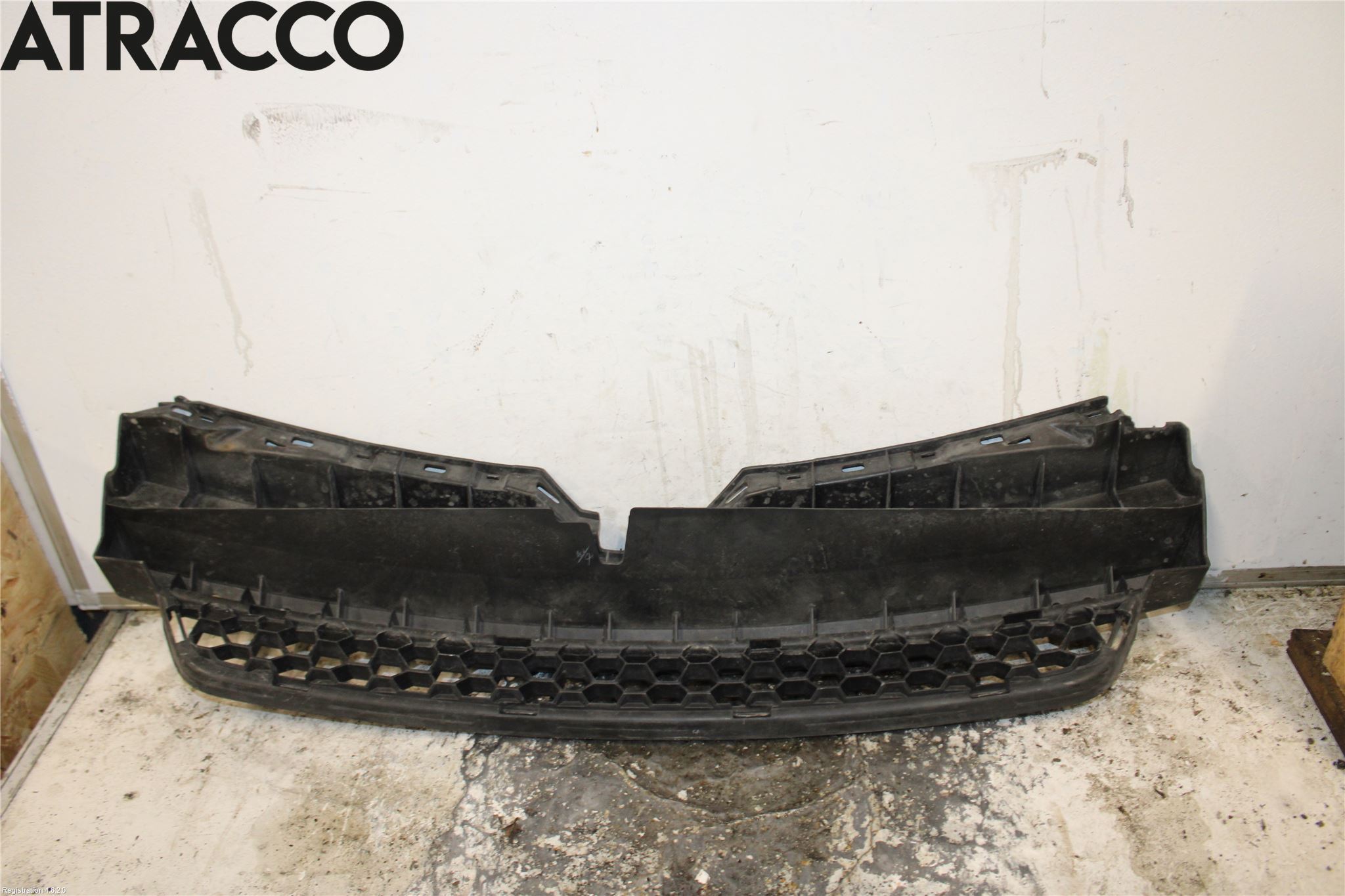 Toyota URBAN CRUISER Grill Komp