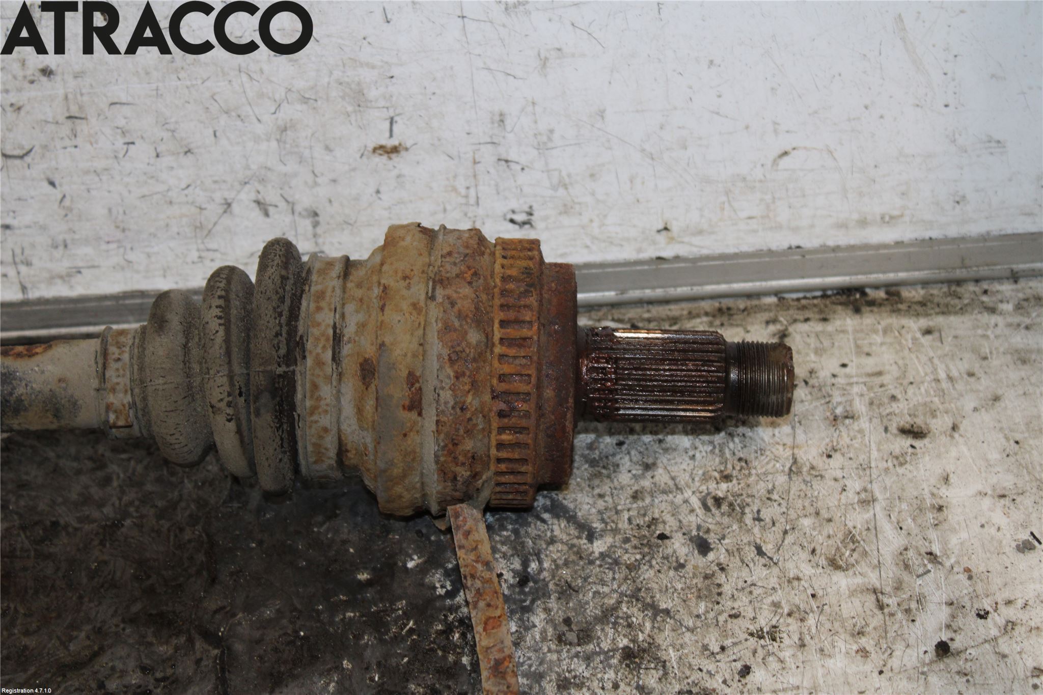 BMW 3 E90/91 SED/TOU 05-12 Drivaxel Bak Vänster