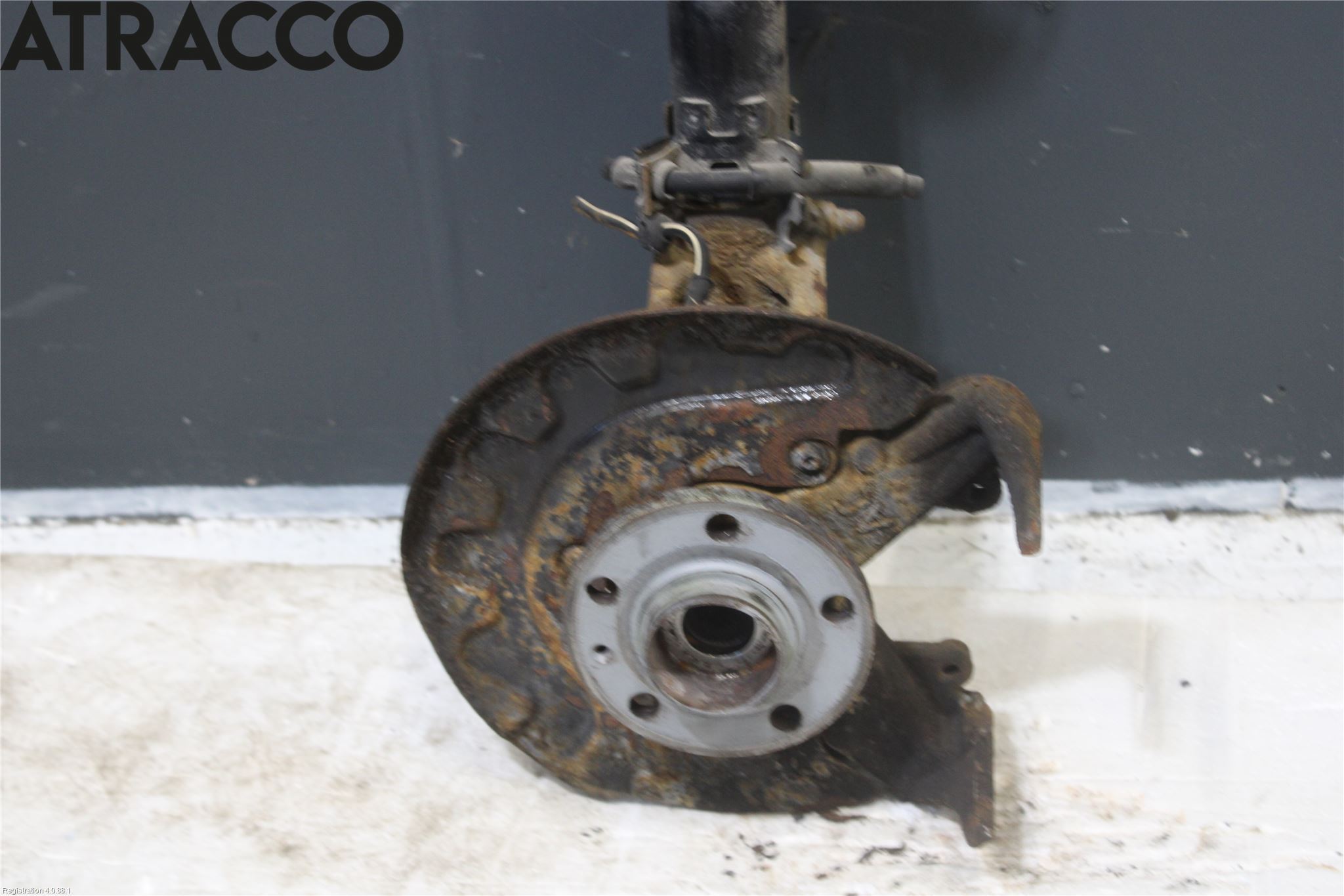 Volkswagen VW POLO 10-17 Fjäderben Fram Höger