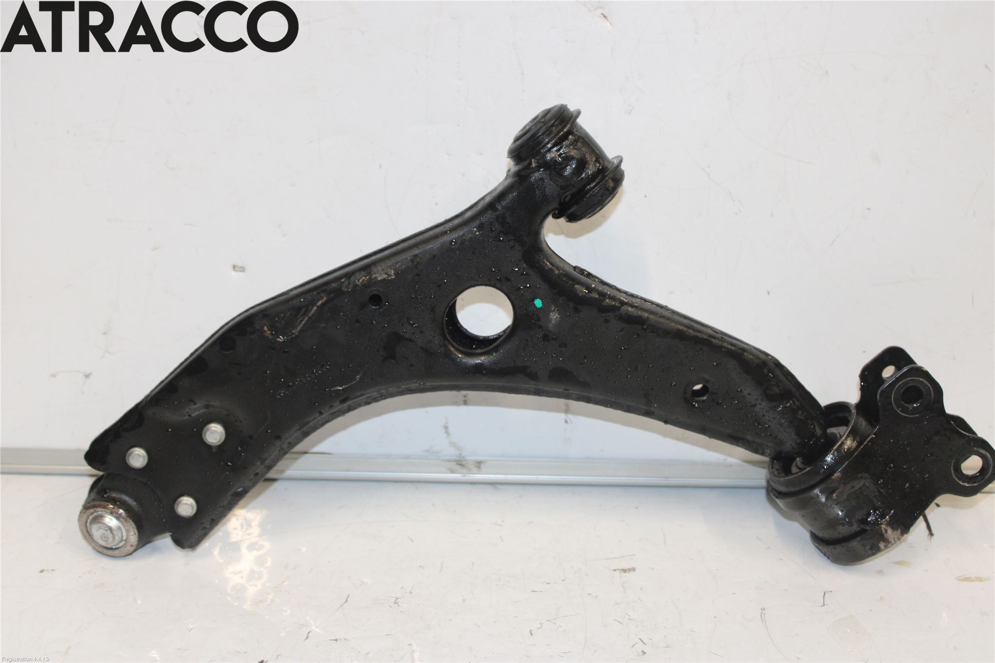Volvo C30 10-13 Bärarm Fram Undre Hö