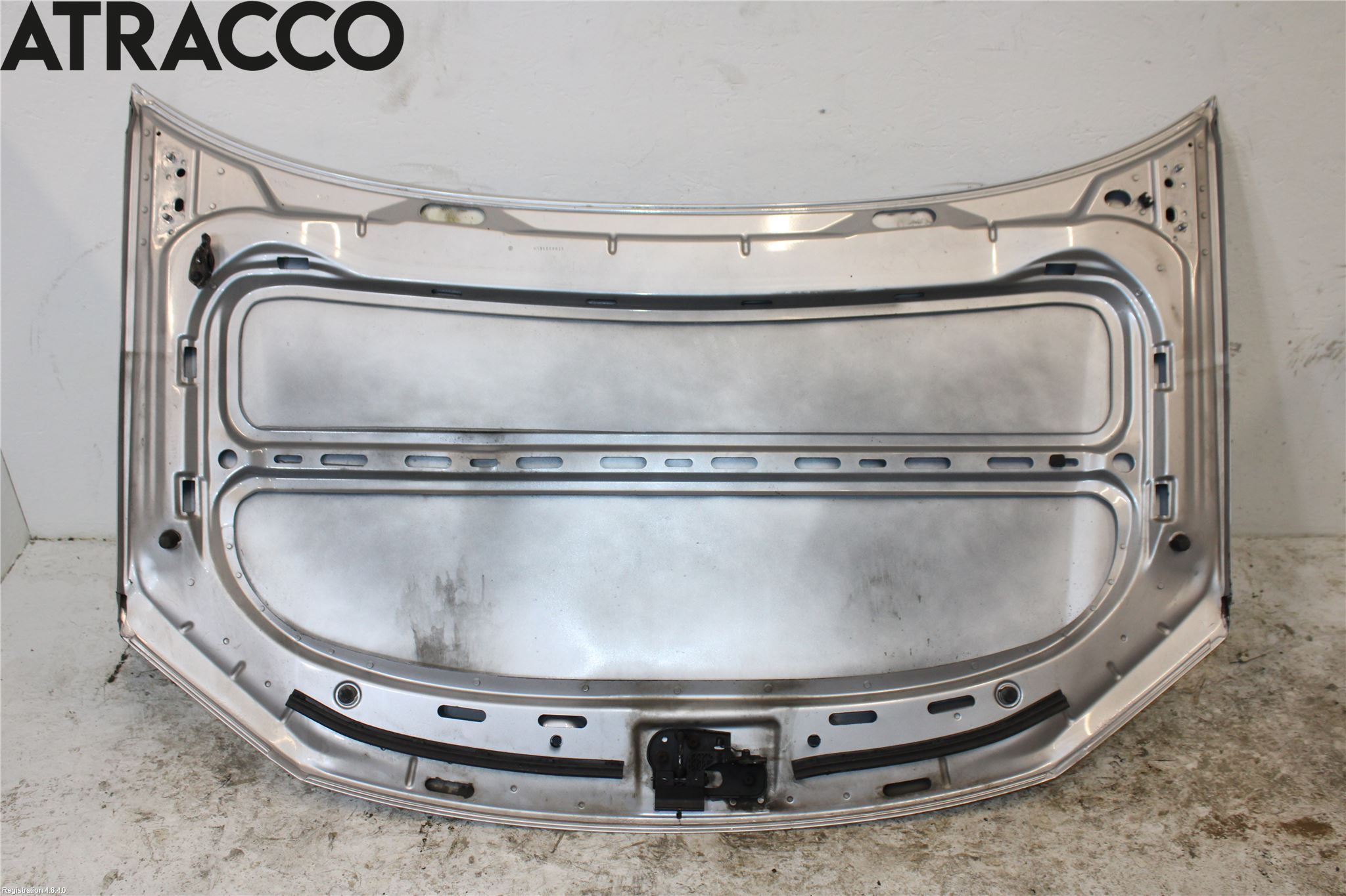 Volkswagen VW TOURAN 03-10 Huv Fram