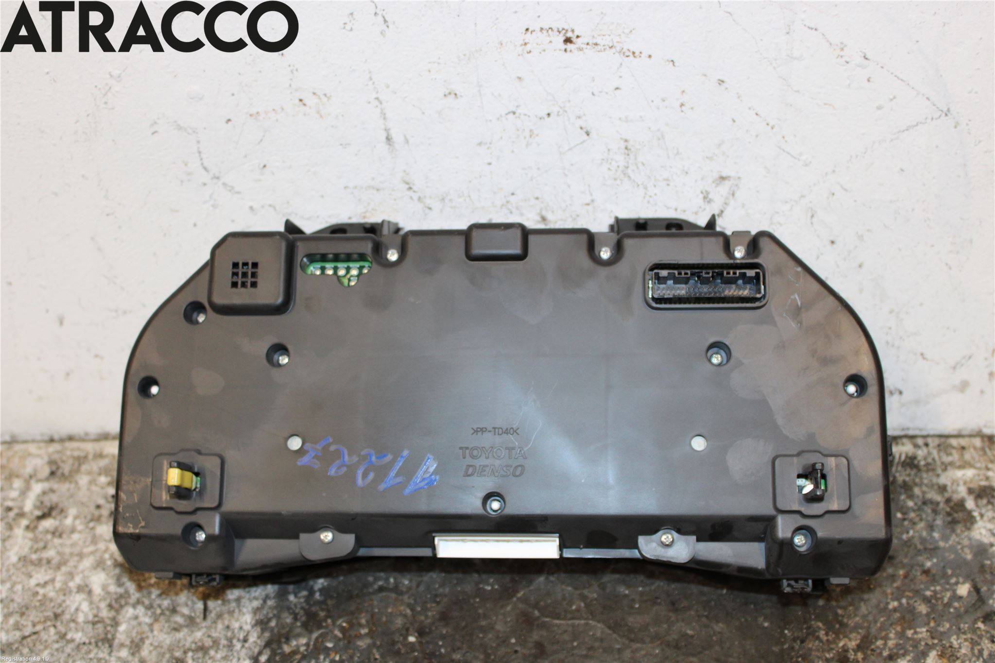 Toyota AVENSIS 09-15 Instrument Komb