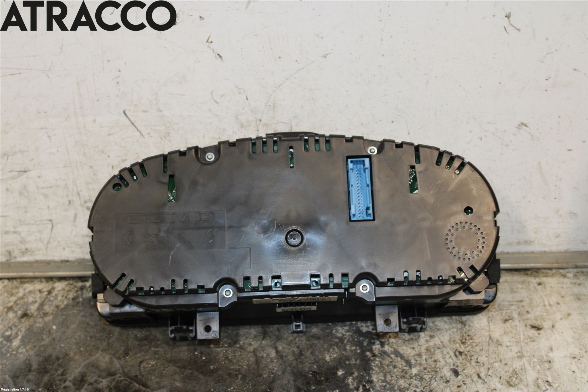 Volkswagen VW TOURAN 10-15 Instrument Komb