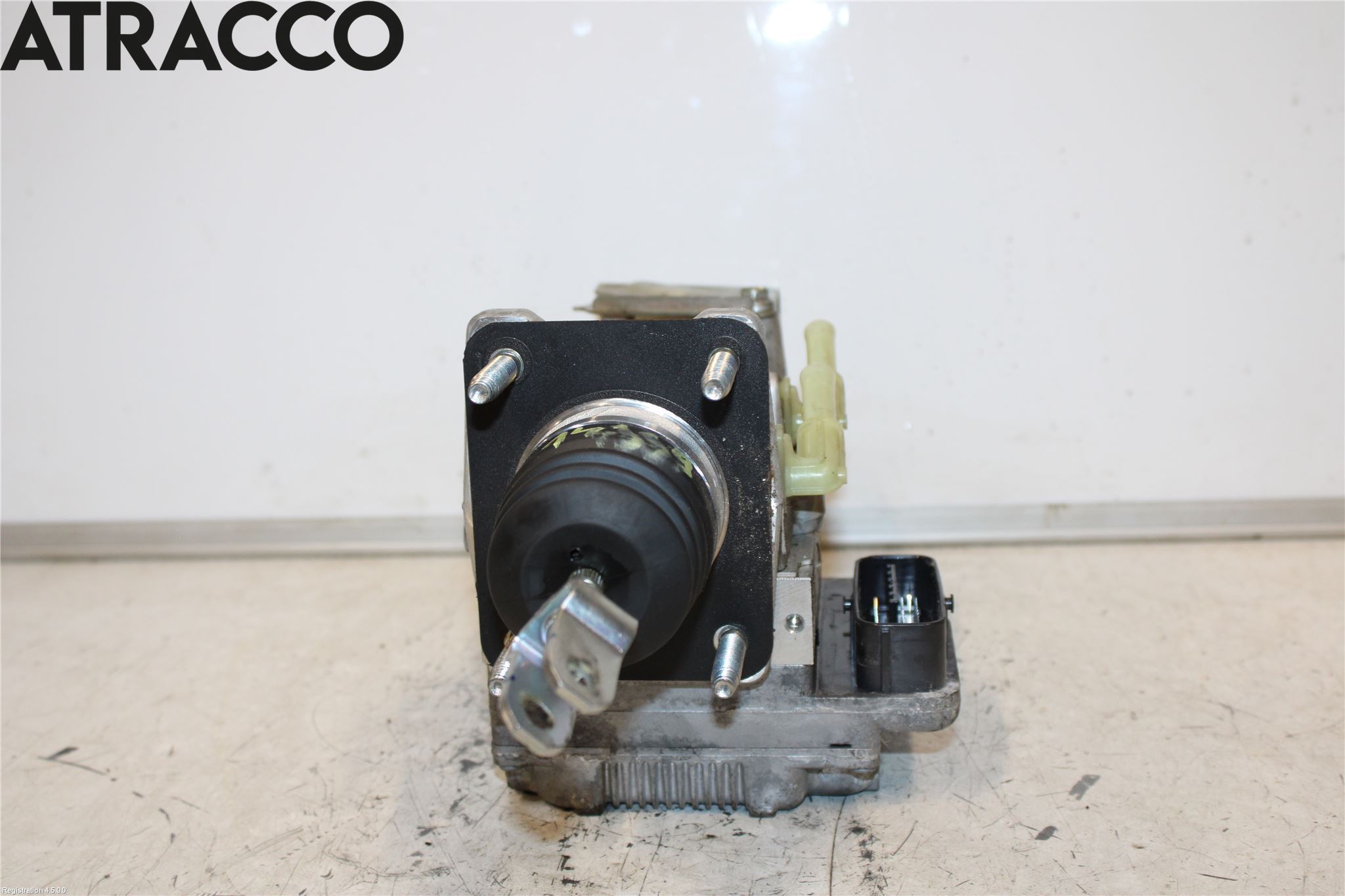 Toyota YARIS XP130 12-14 Broms Huvudcylinder