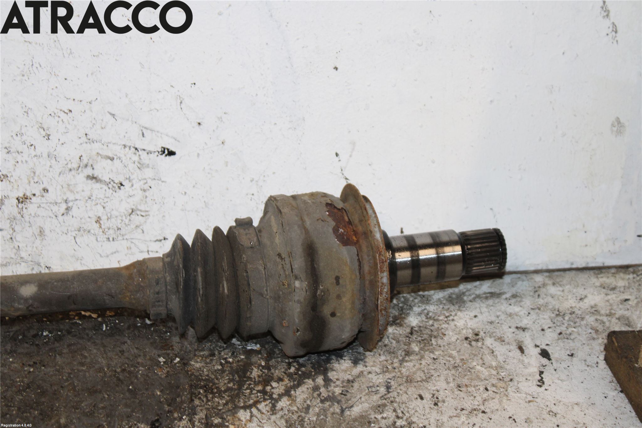 Mercedes-Benz MB C-KLASS (W204) 07-15 Drivaxel Bak Vänster