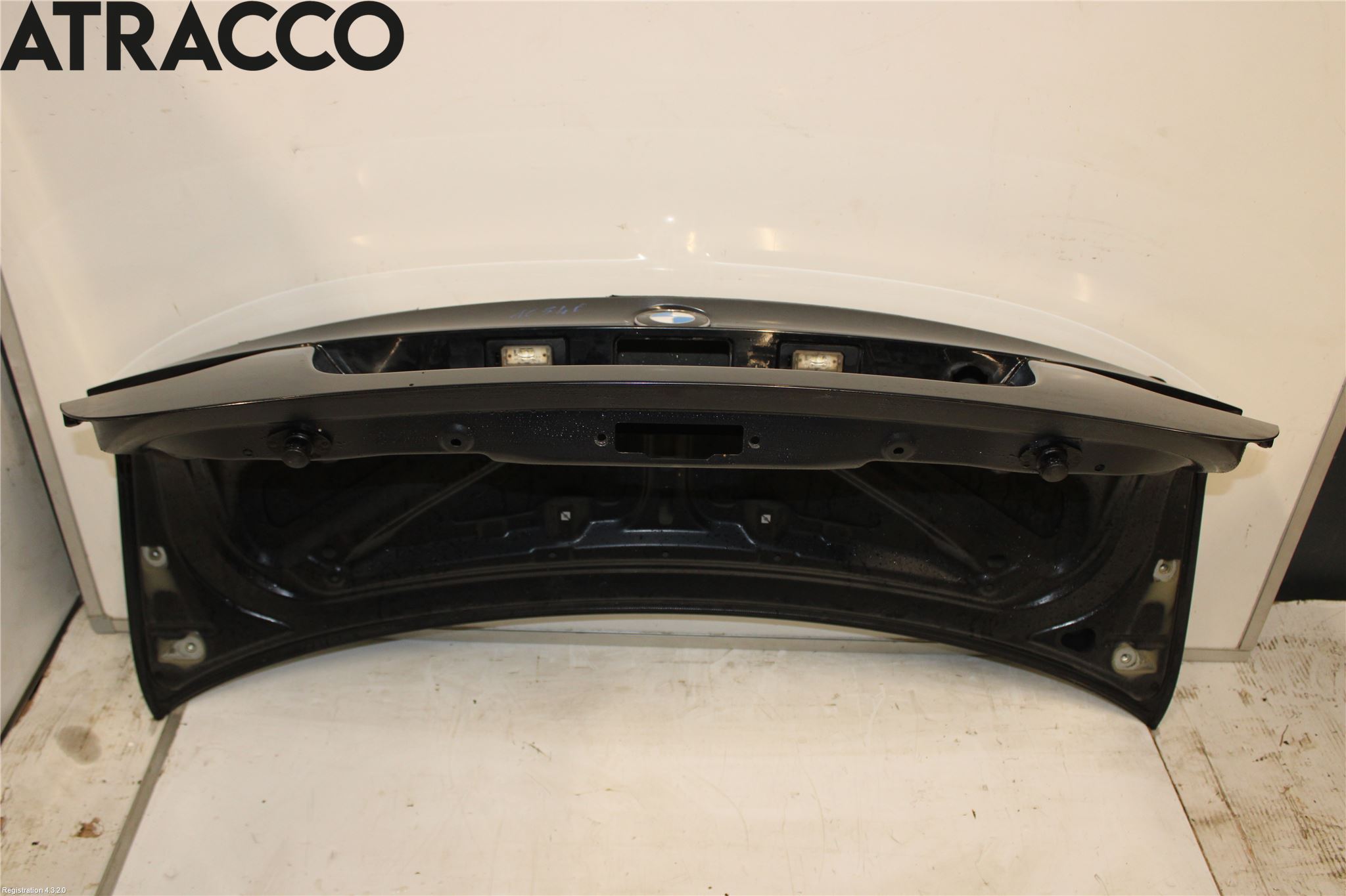 BMW 3 E90/91 SED/TOU 05-12 Baklucka (Ej Med Ruta)