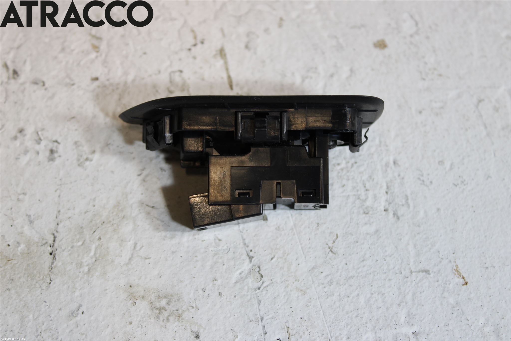 Volvo XC90/RECHARGE 16- Strömställare Elhiss