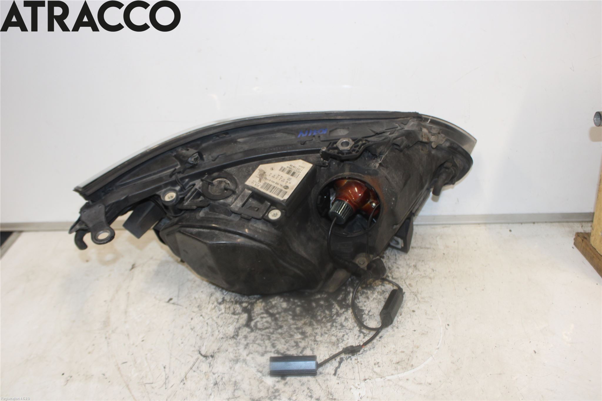 BMW 5 E60/61 Sed/Tou 02-10 Strålkastare Vänster