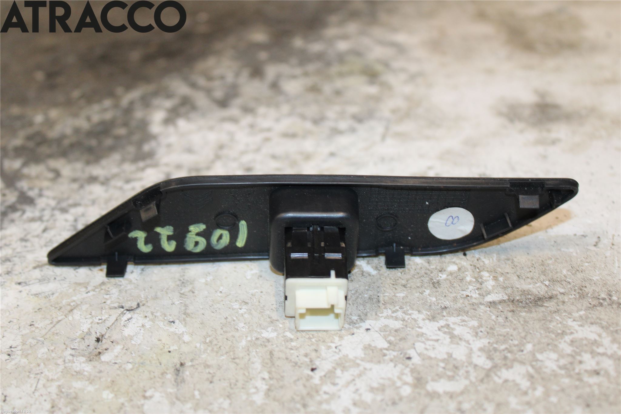 Citroen C4 PICASSO 14-18 Strömställare Baklucka