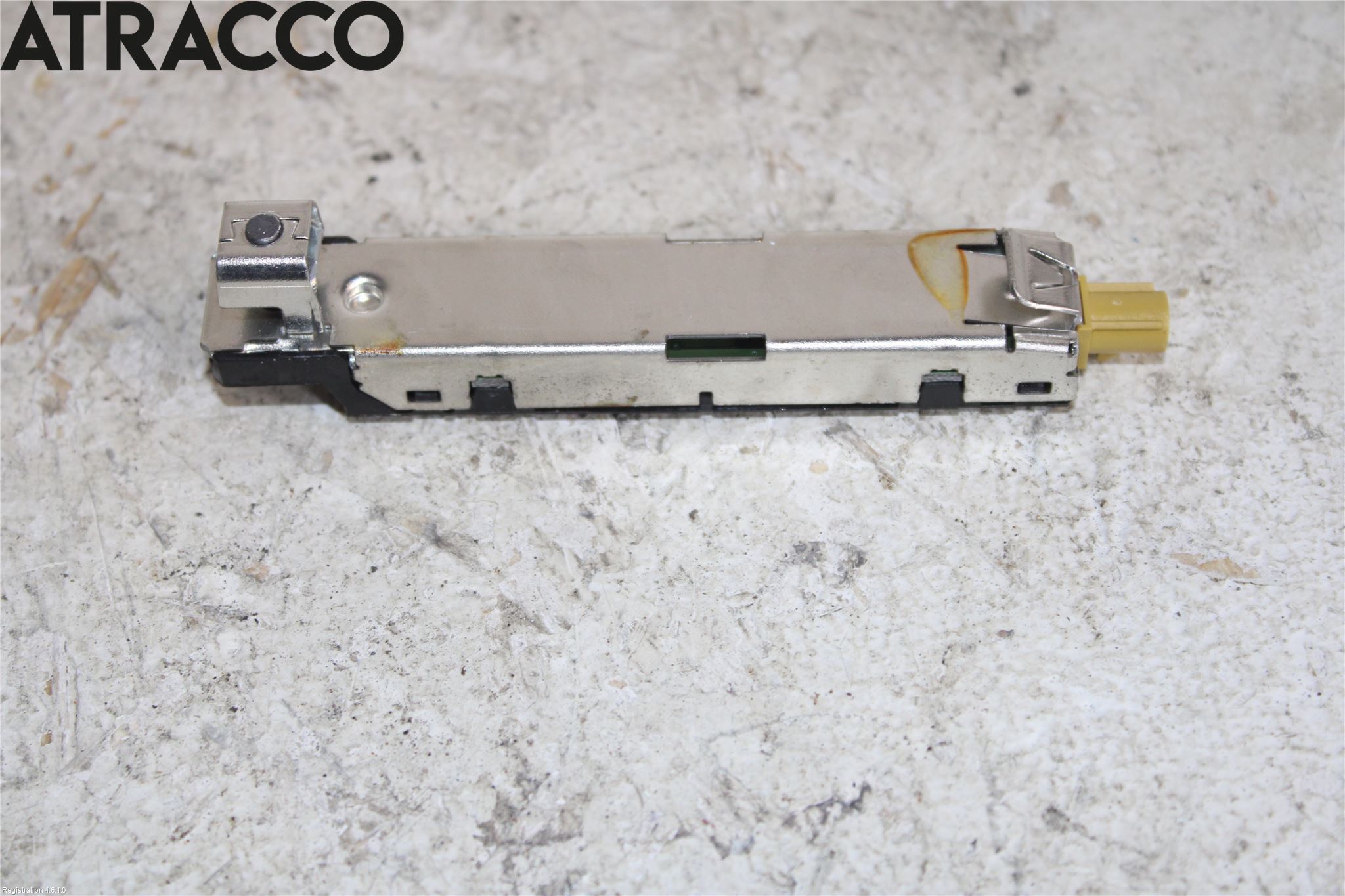 Volkswagen VW GOLF / E-GOLF VII 13-20 Antennförstärkare