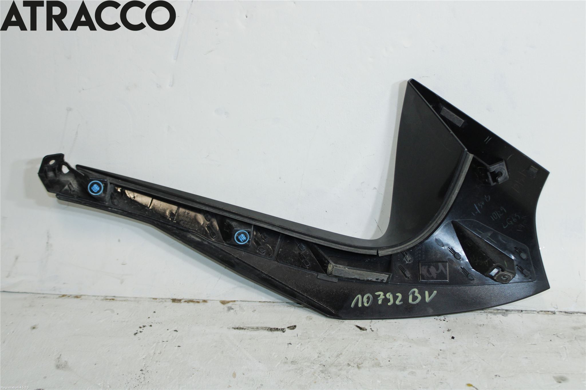 Nissan LEAF 18- Spoiler Baklucka