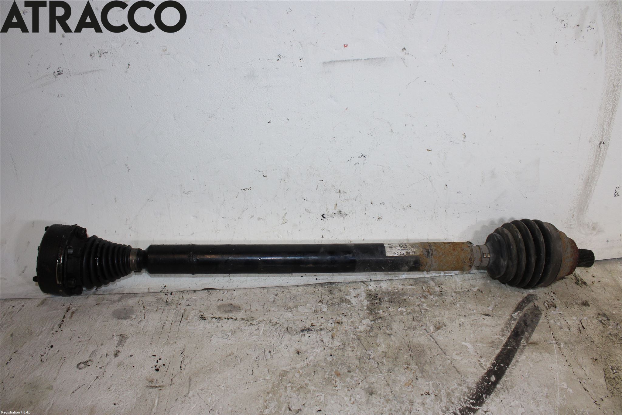 Volkswagen VW PASSAT 11-14 Drivaxel Fram Höger