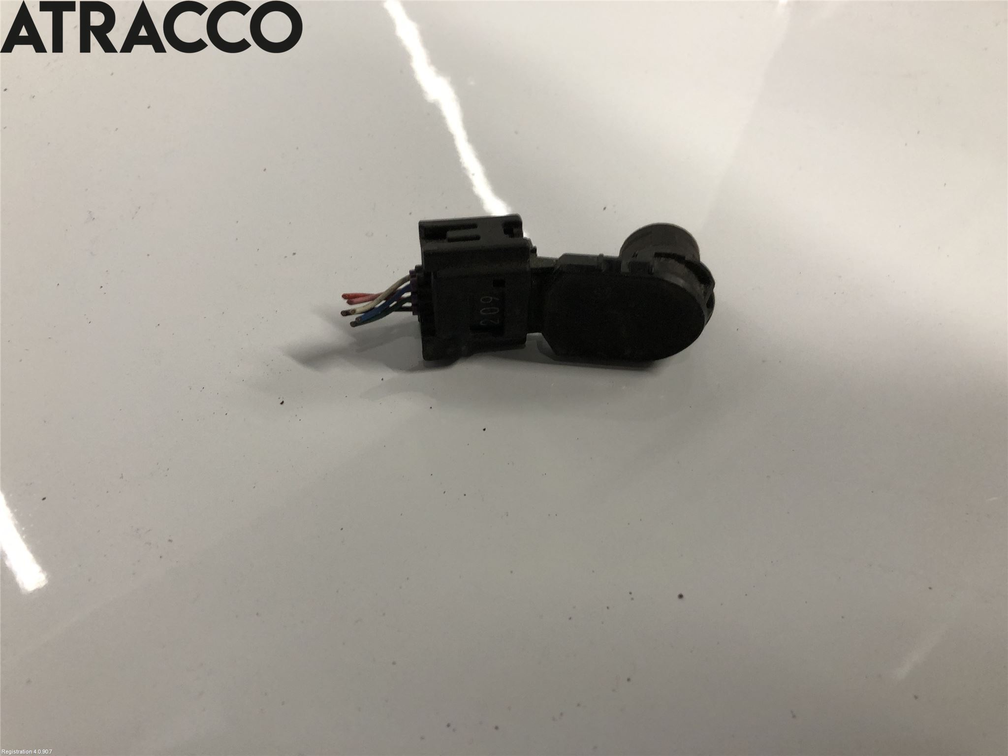 Toyota RAV4 13-18 Parkeringshjälp Frontsensor