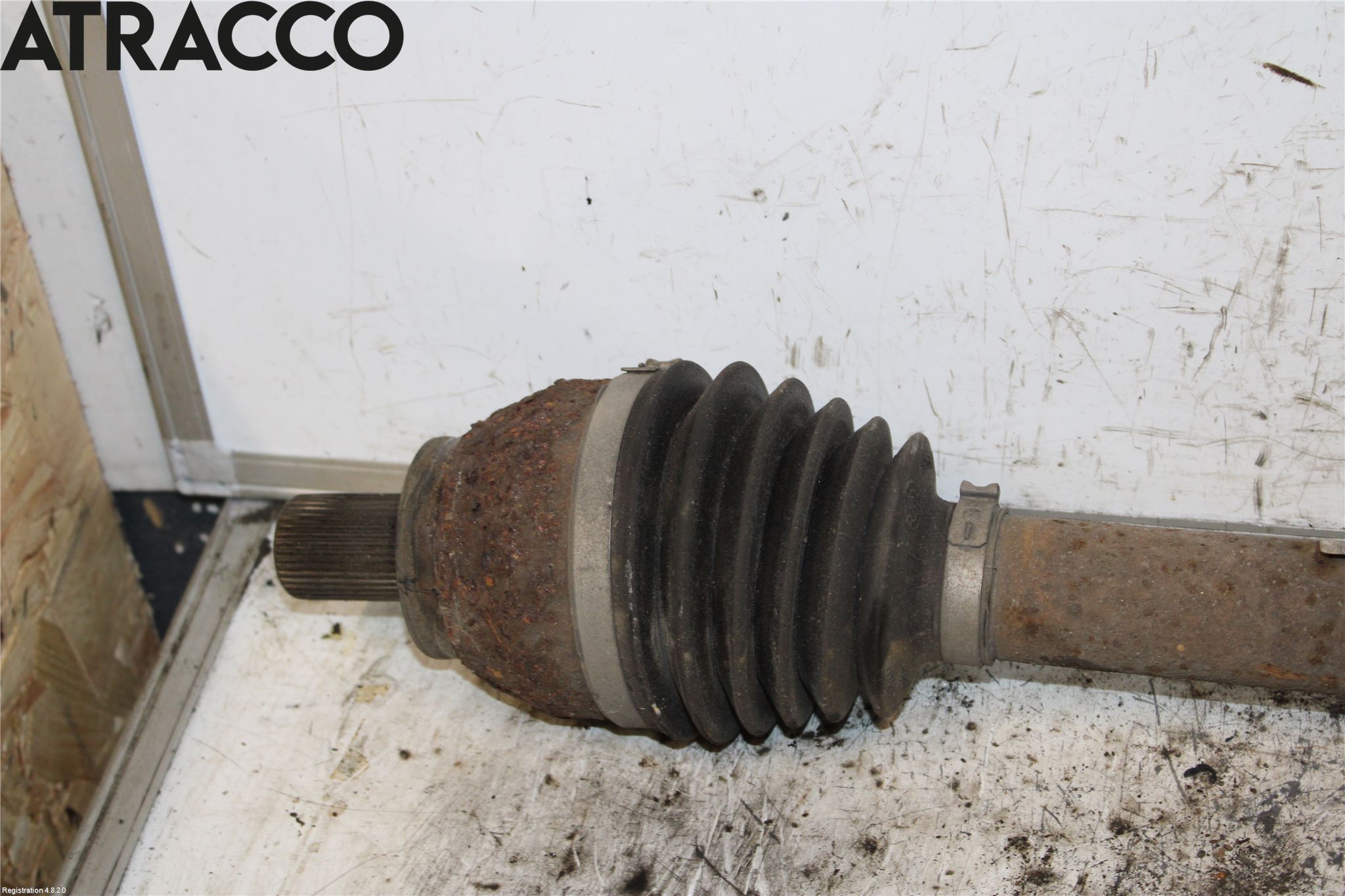 Volvo V70 08-13 Drivaxel Fram Höger