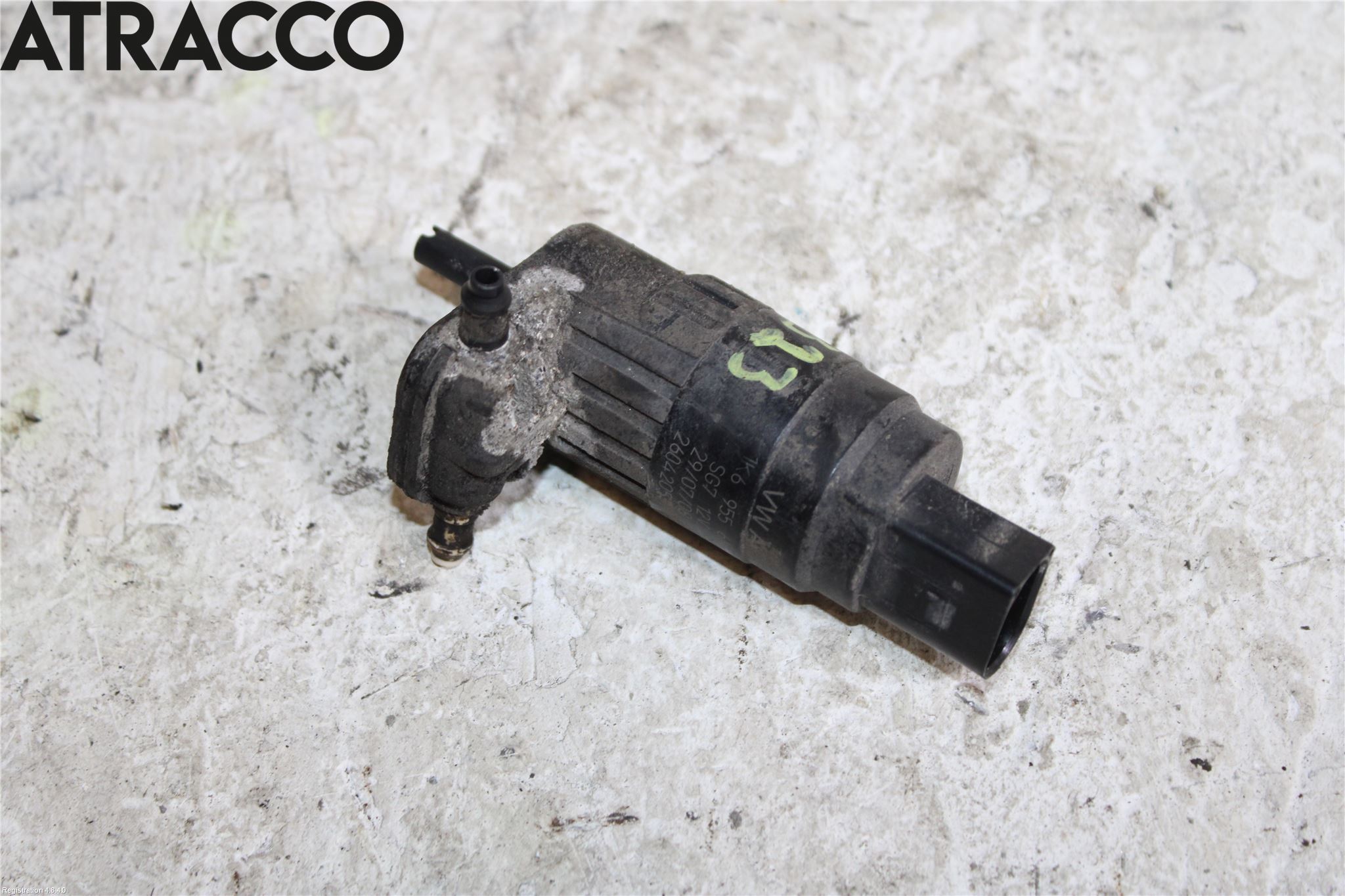 Volkswagen VW TOURAN 03-10 Spolarpump Vindruta