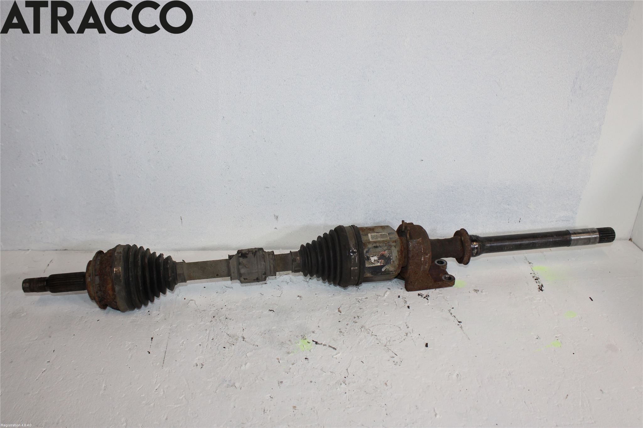Toyota URBAN CRUISER Drivaxel Fram Höger