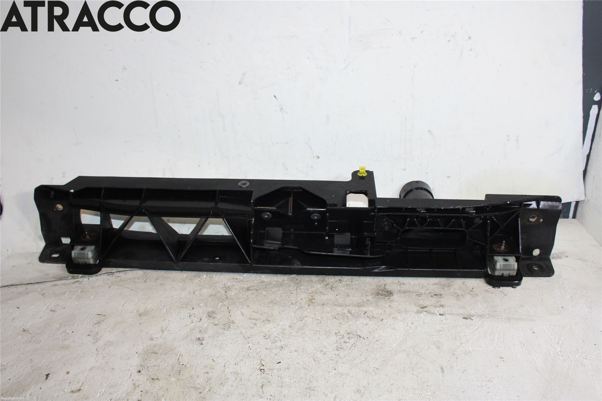 Citroen C4 PICASSO 14-18 Front Huvlåsplåt-Balk