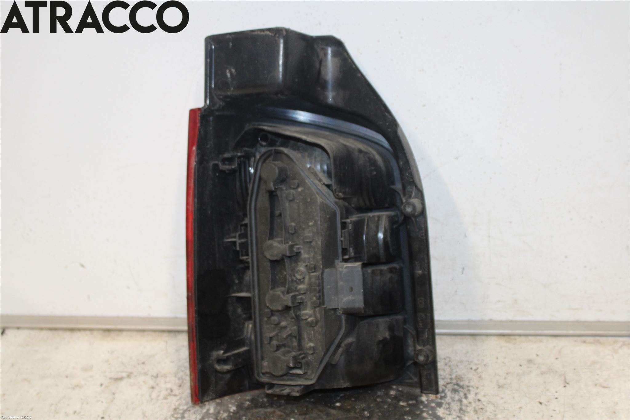 Volkswagen VW TRANSP/CARAVELLE (T5) 04-15 Bakljus Höger
