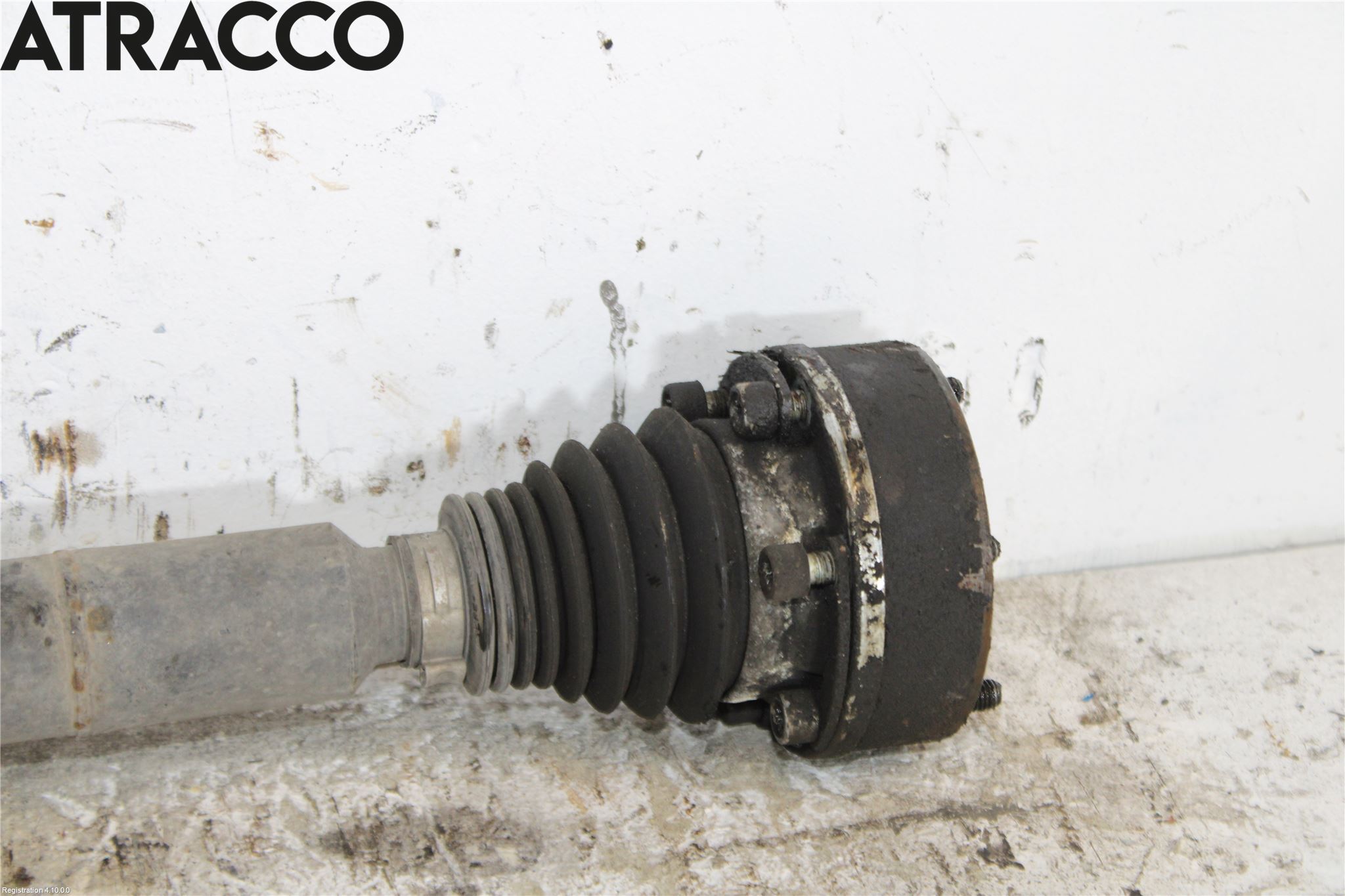 Volkswagen VW GOLF V 04-09 Drivaxel Fram Höger
