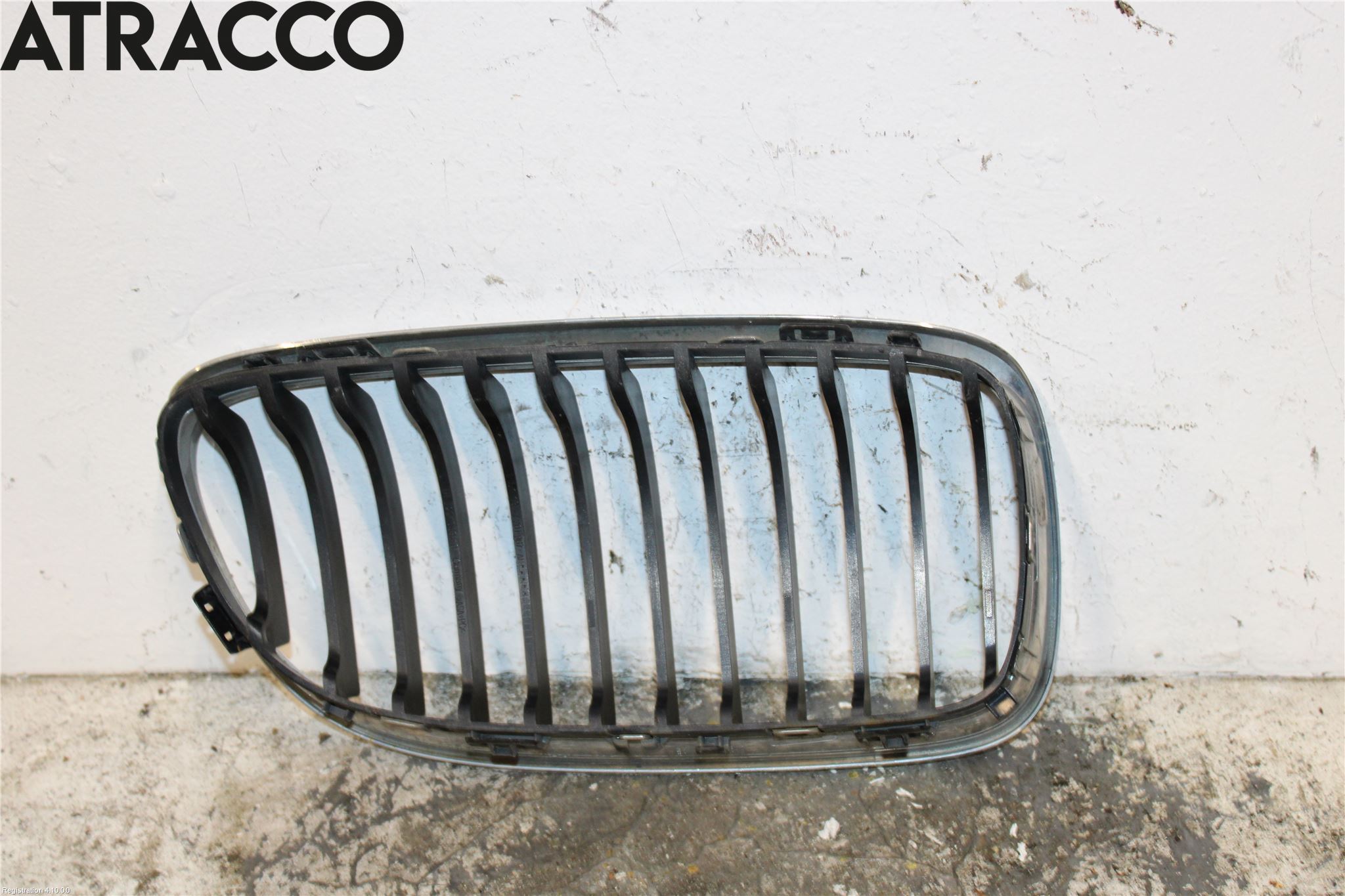 BMW 3 E90/91 SED/TOU 05-12 Grilldel Vänster