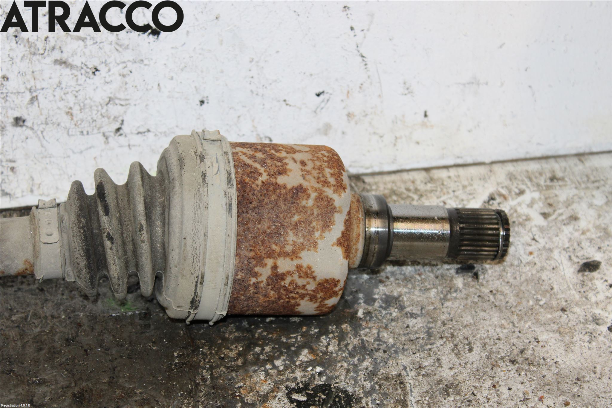 Volvo V60 14-18 Drivaxel Fram Vänster