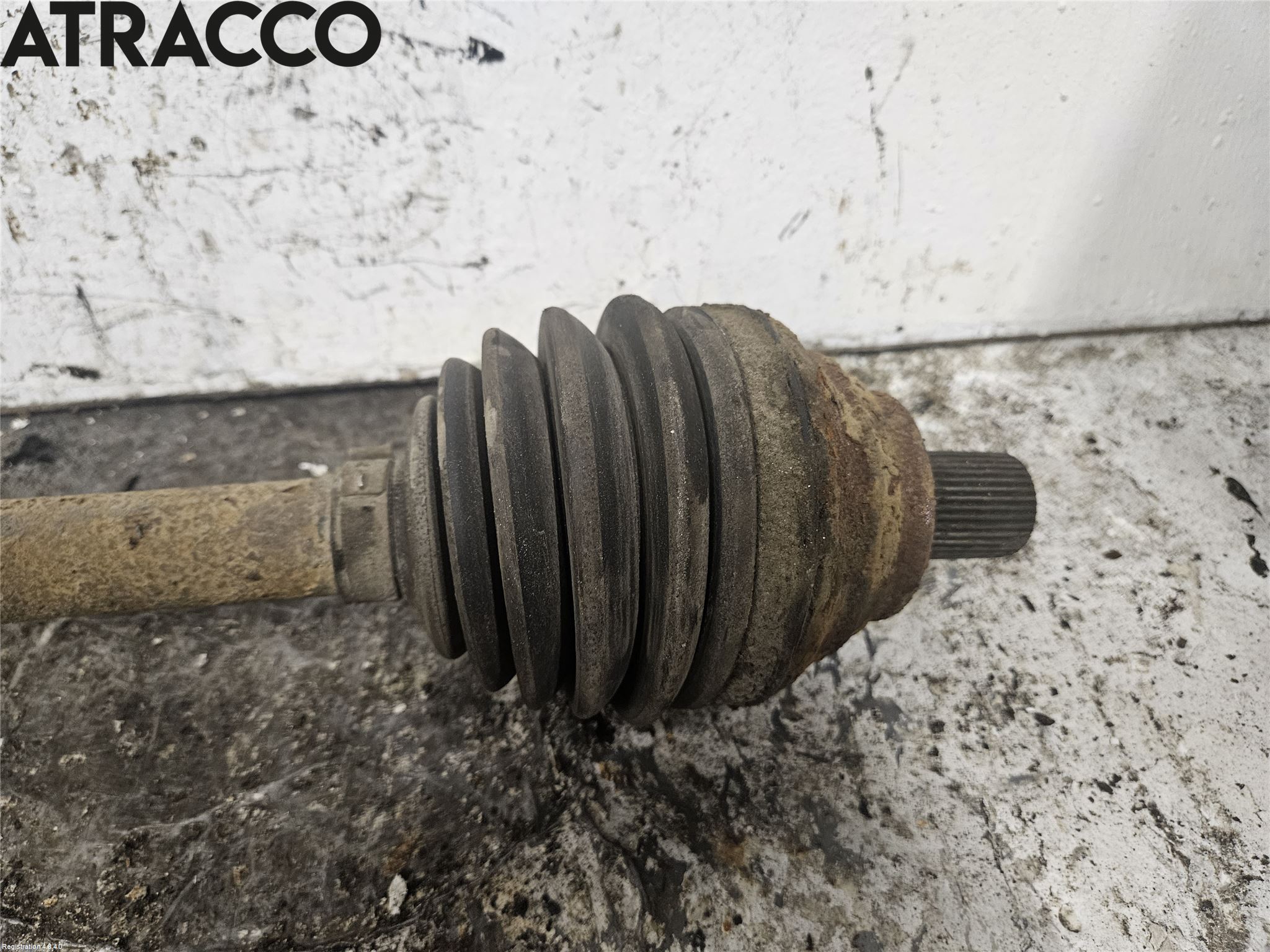 Volkswagen VW GOLF VI 09-13 Drivaxel Fram Vänster