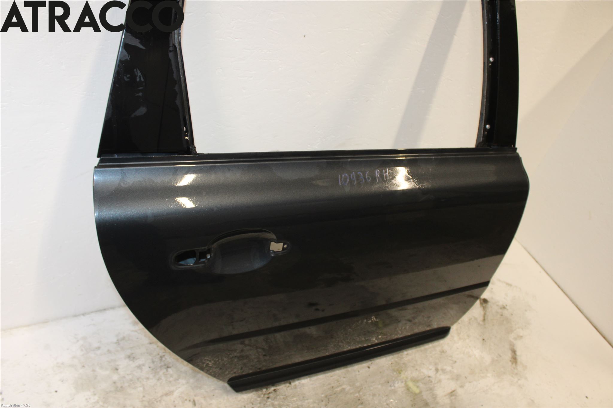 Volvo V70 08-13 Dörr Bak Höger