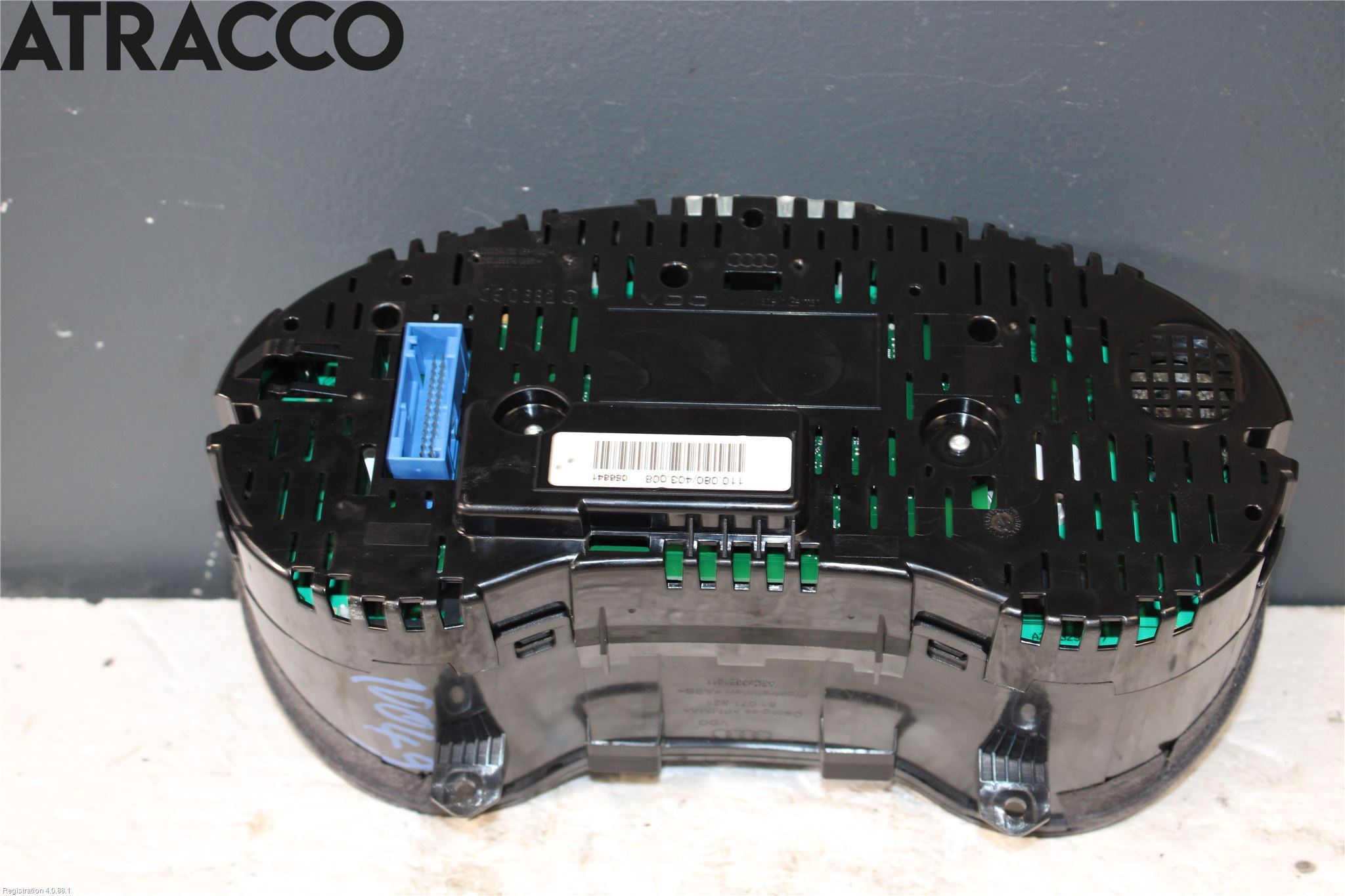 Audi A3/S3 05-13 Instrument Hast