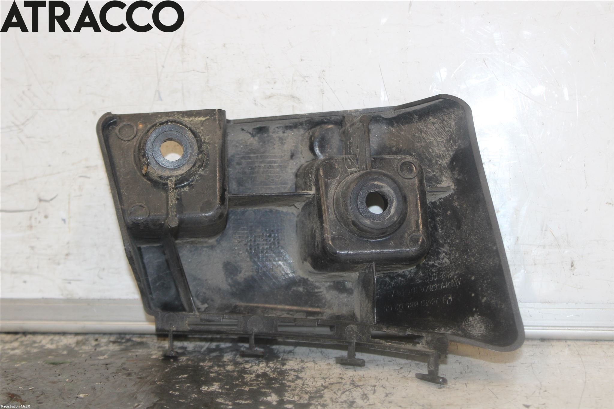 Mercedes-Benz MB B-KLASS (W246/W242) 12-19 Stötfångarfäste Bak Hö