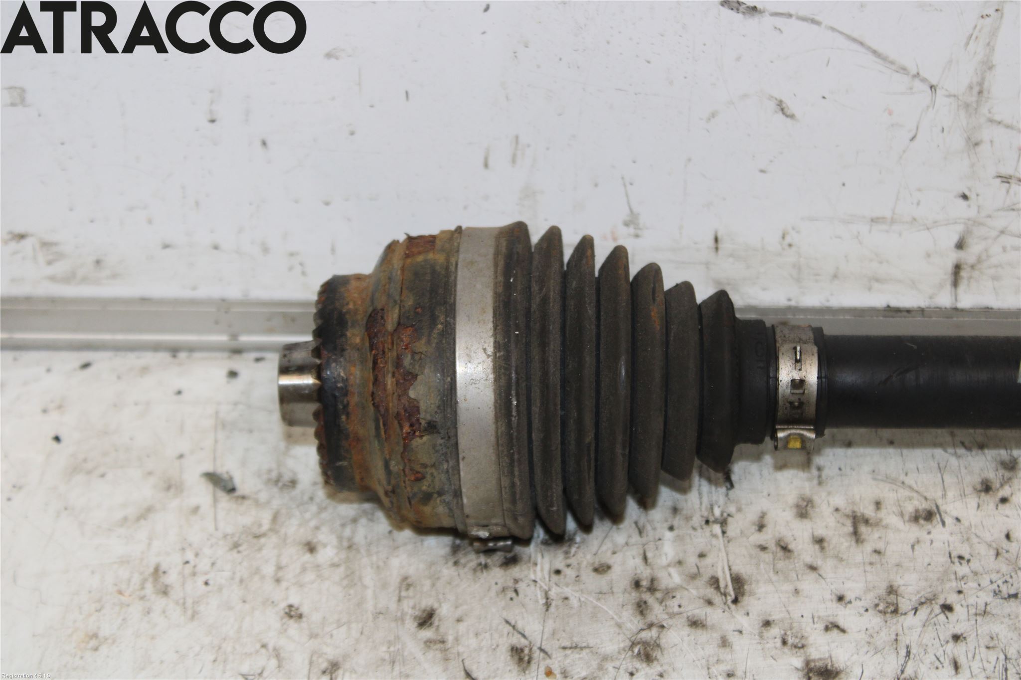 BMW X1 F48 15-22 Drivaxel Bak Vänster