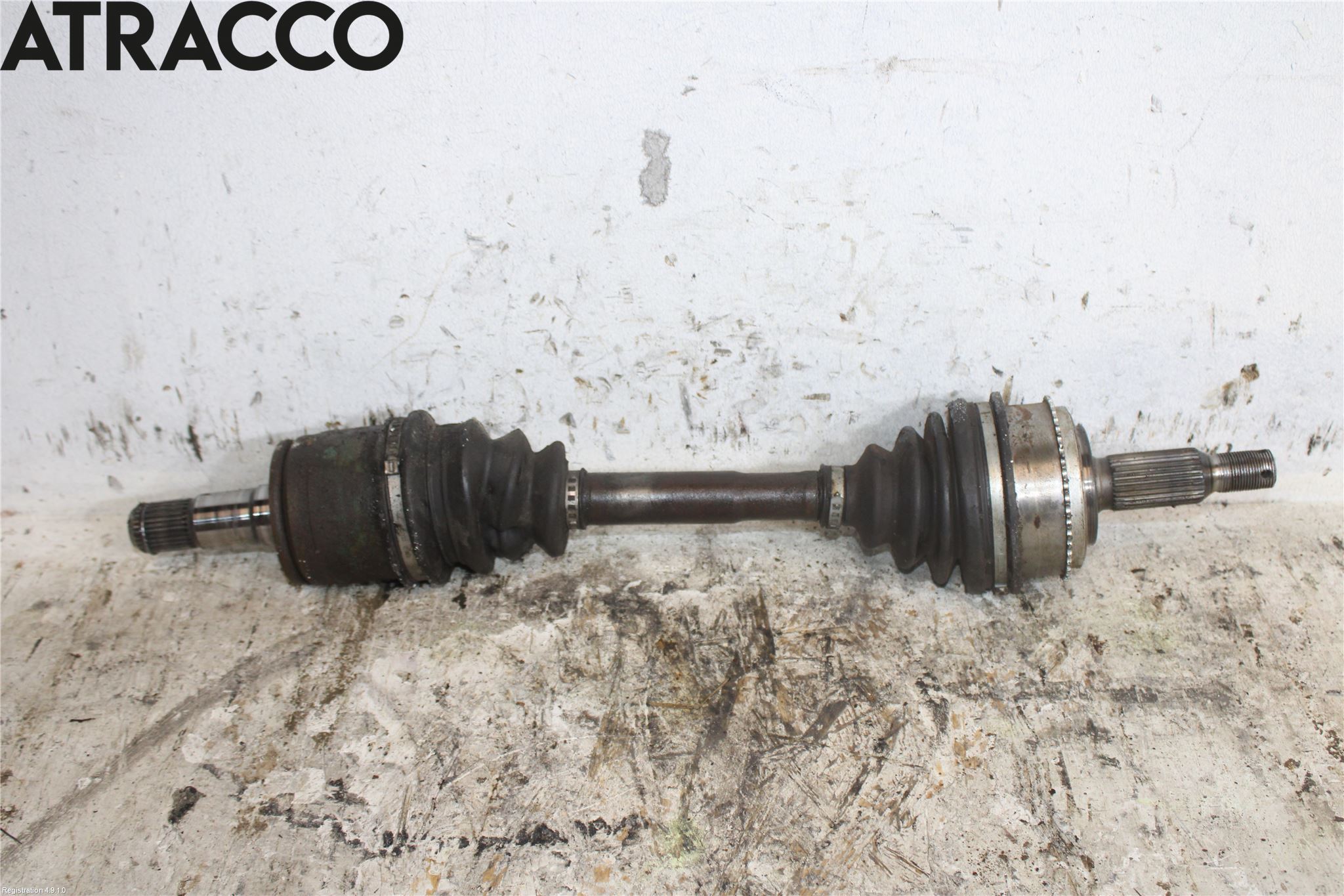 Mitsubishi PAJERO  99-06 Drivaxel Fram Vänster