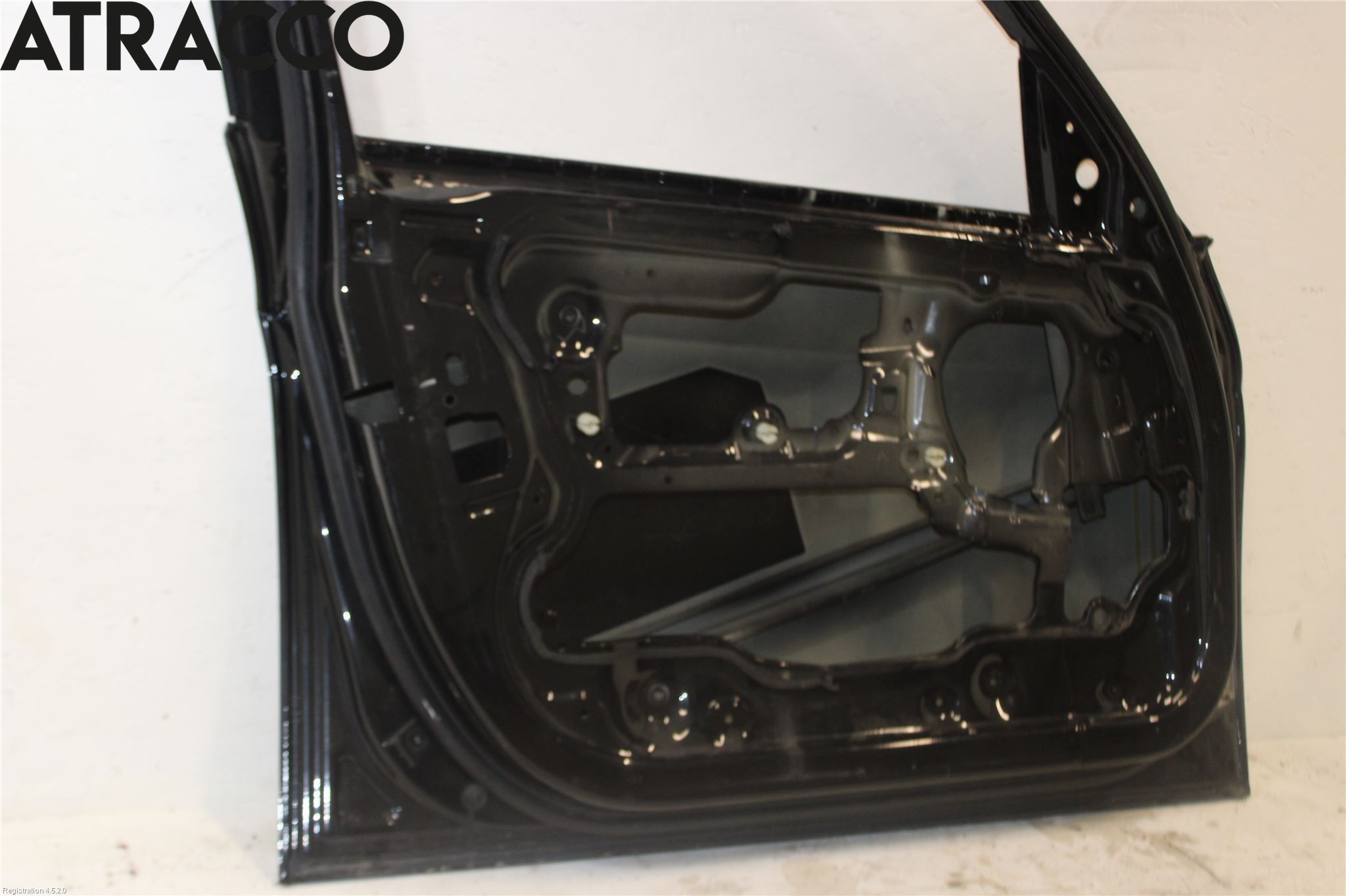 BMW 3 E90/91 SED/TOU 05-12 Dörr Fram Vänster