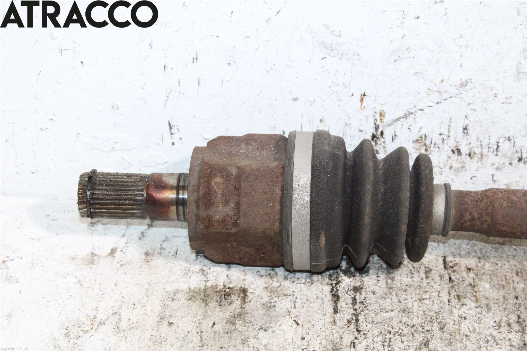 Hyundai i40 08-15 Drivaxel Fram Höger