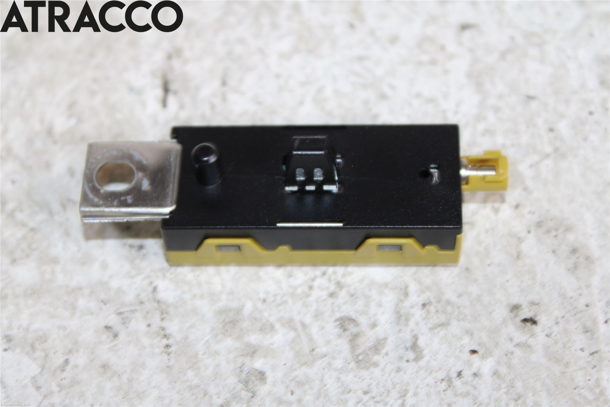 Volvo XC40/RECHARGE 18- Antennförstärkare