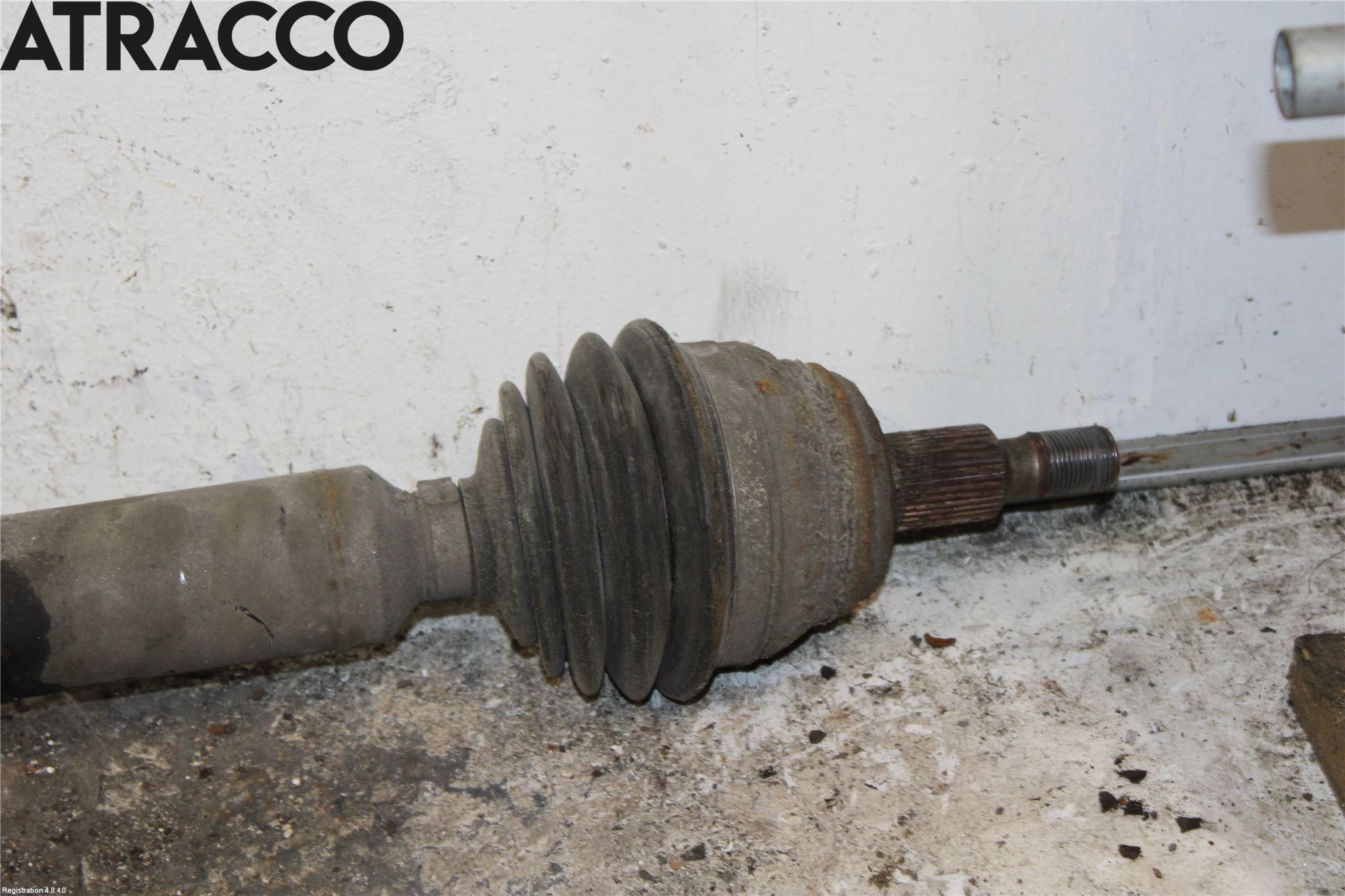 Audi TT 99-06 Drivaxel Fram Höger