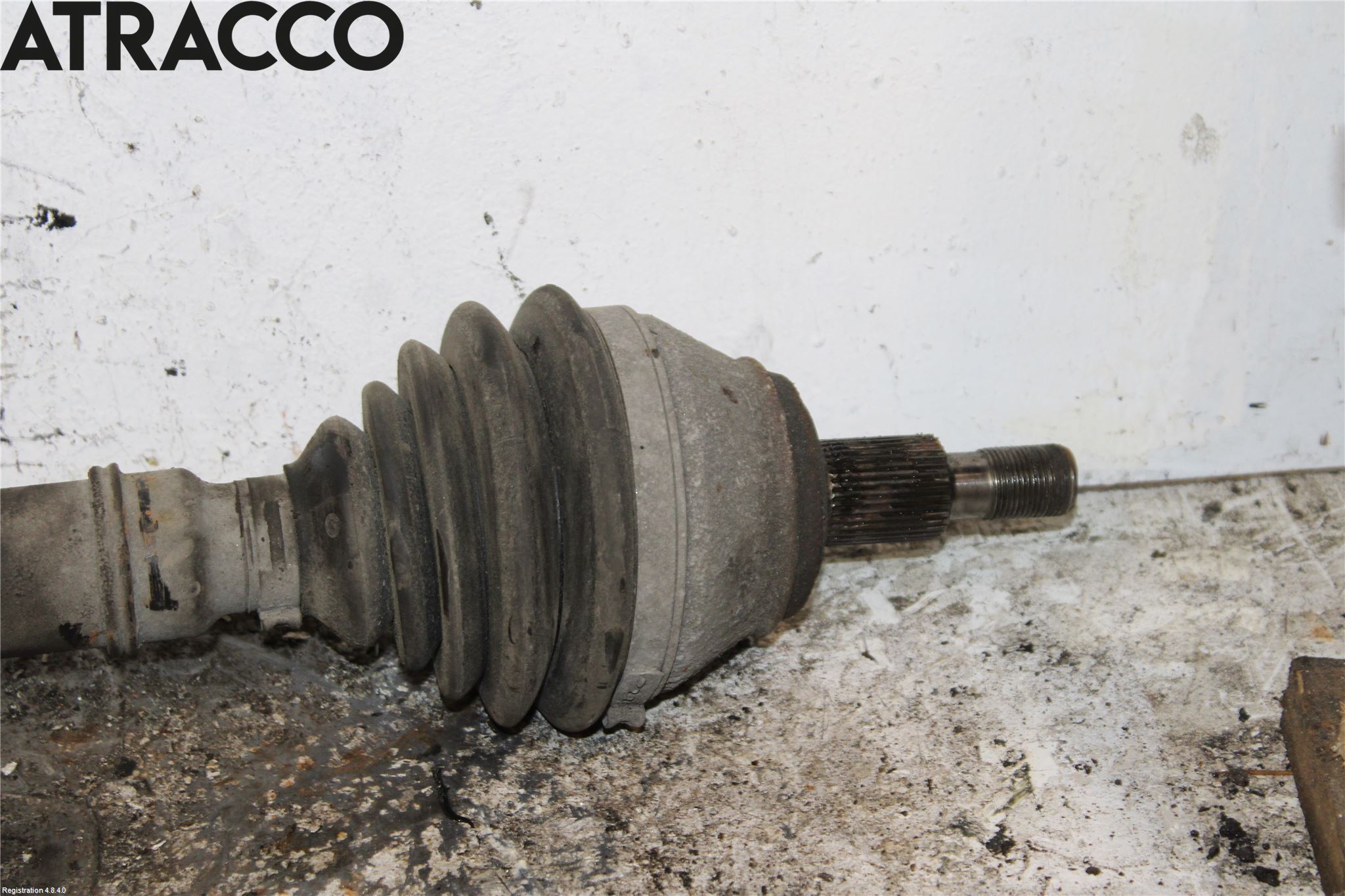 Volkswagen VW GOLF IV 98-06 Drivaxel Fram Höger