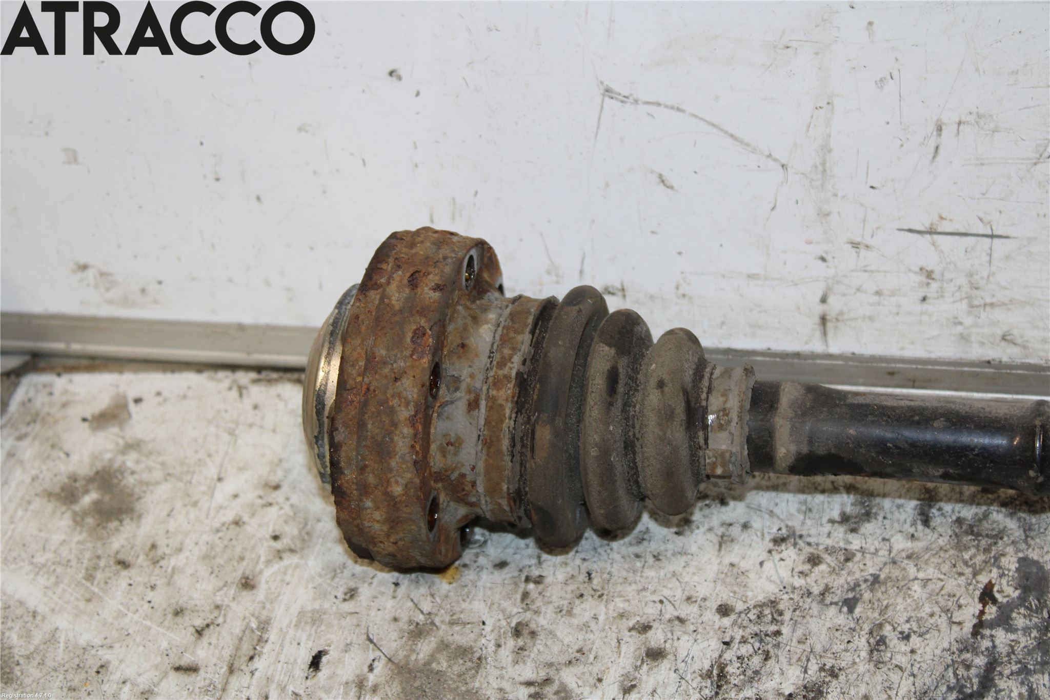 BMW 3 E90/91 SED/TOU 05-12 Drivaxel Bak Vänster