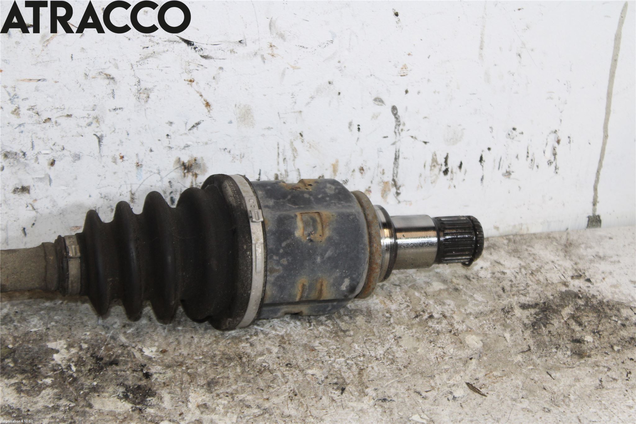 Toyota AVENSIS 03-06 Drivaxel Fram Vänster