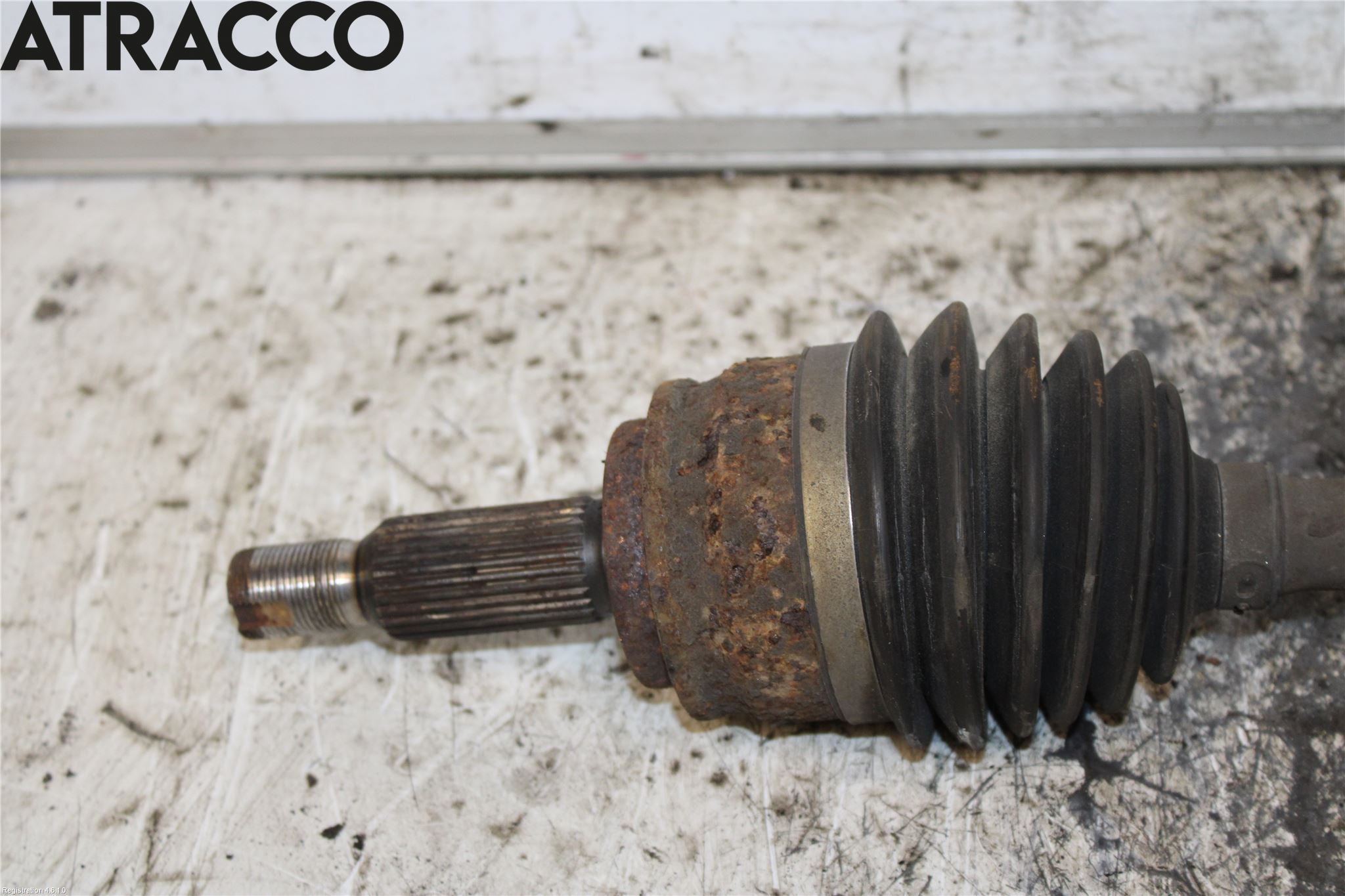 Mitsubishi OUTLANDER 13-21 Drivaxel Fram Vänster