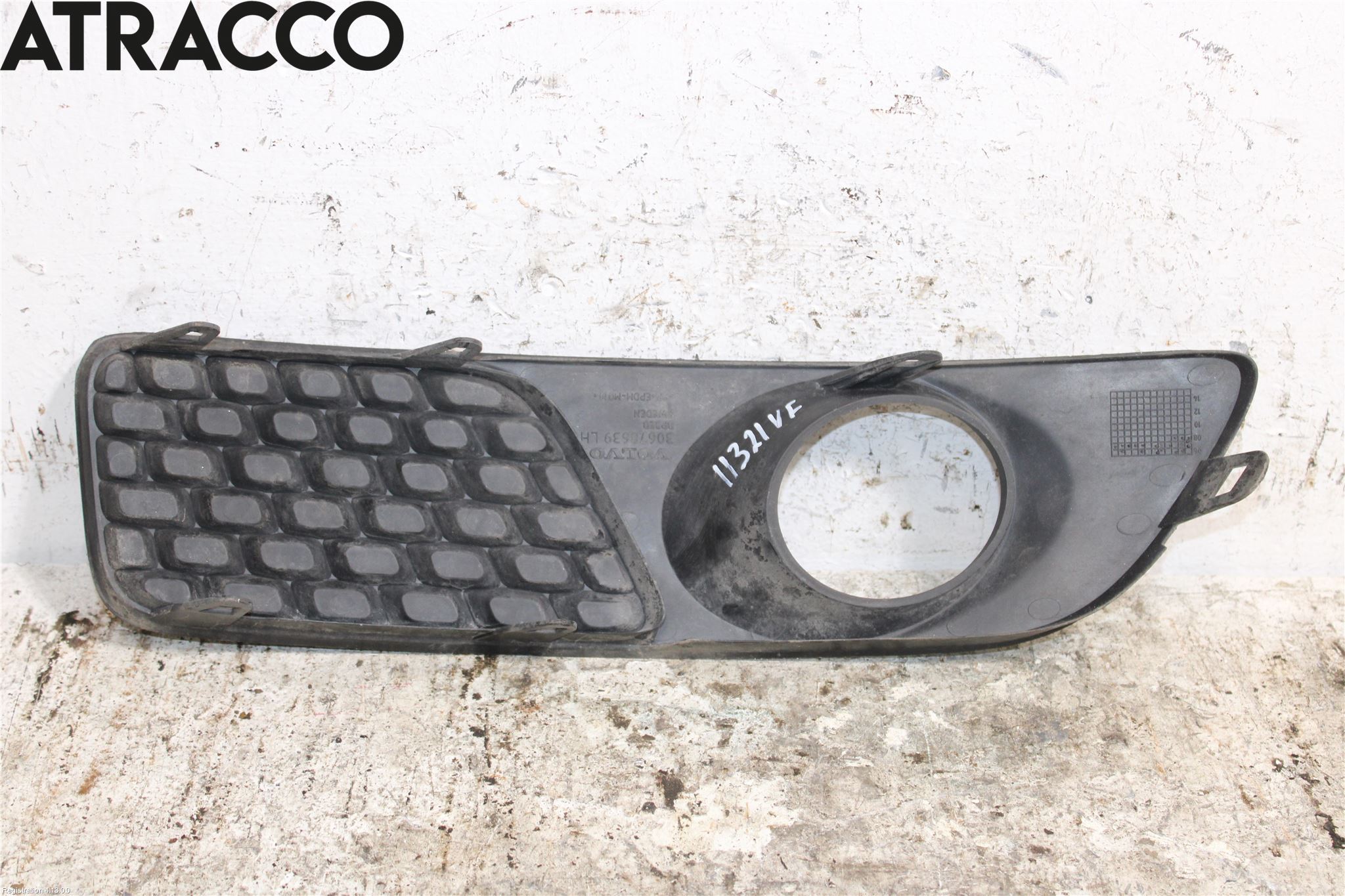 Volvo V70 08-13 Dimljussarg Fram