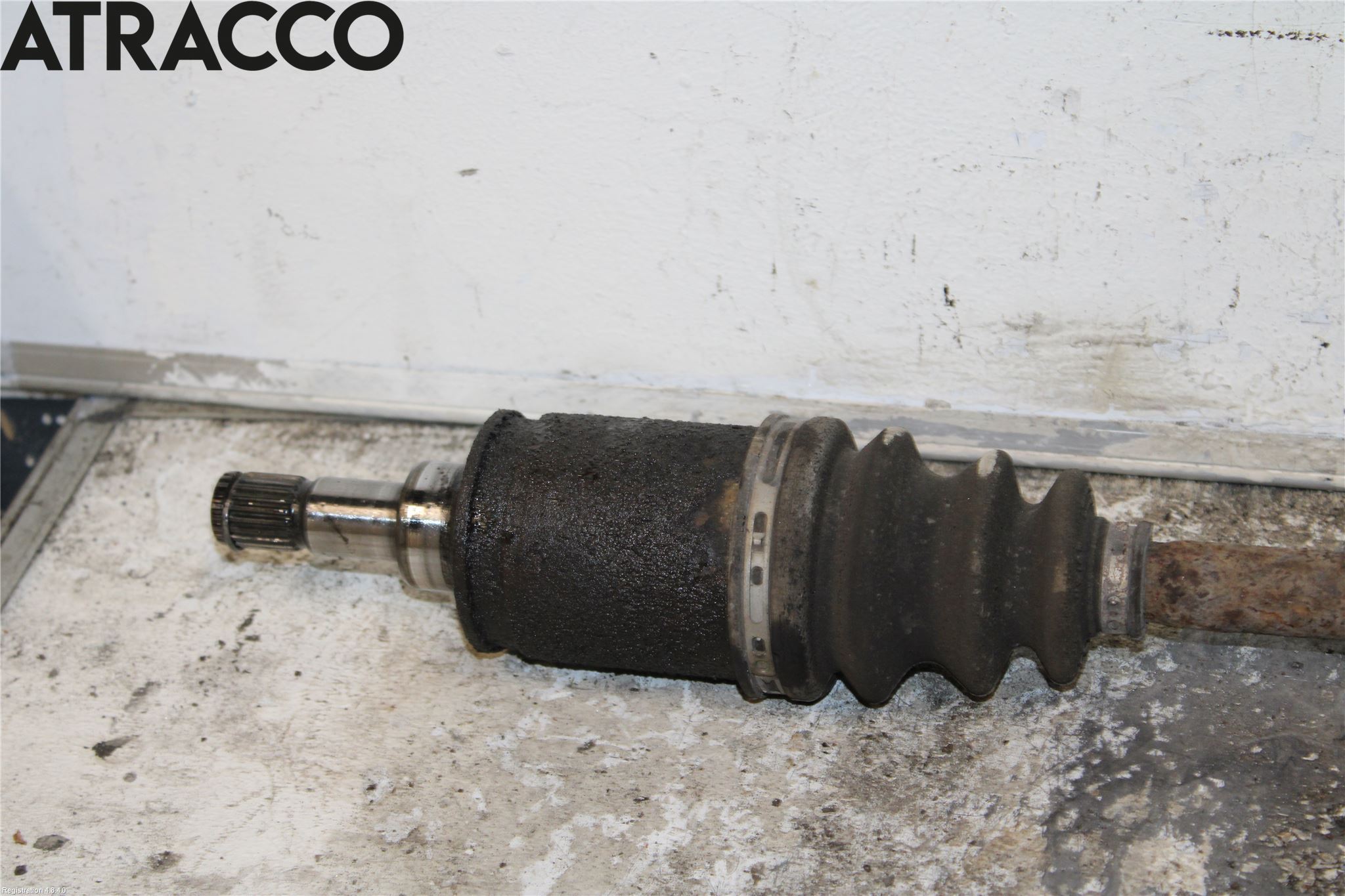 Toyota URBAN CRUISER Drivaxel Bak Vänster