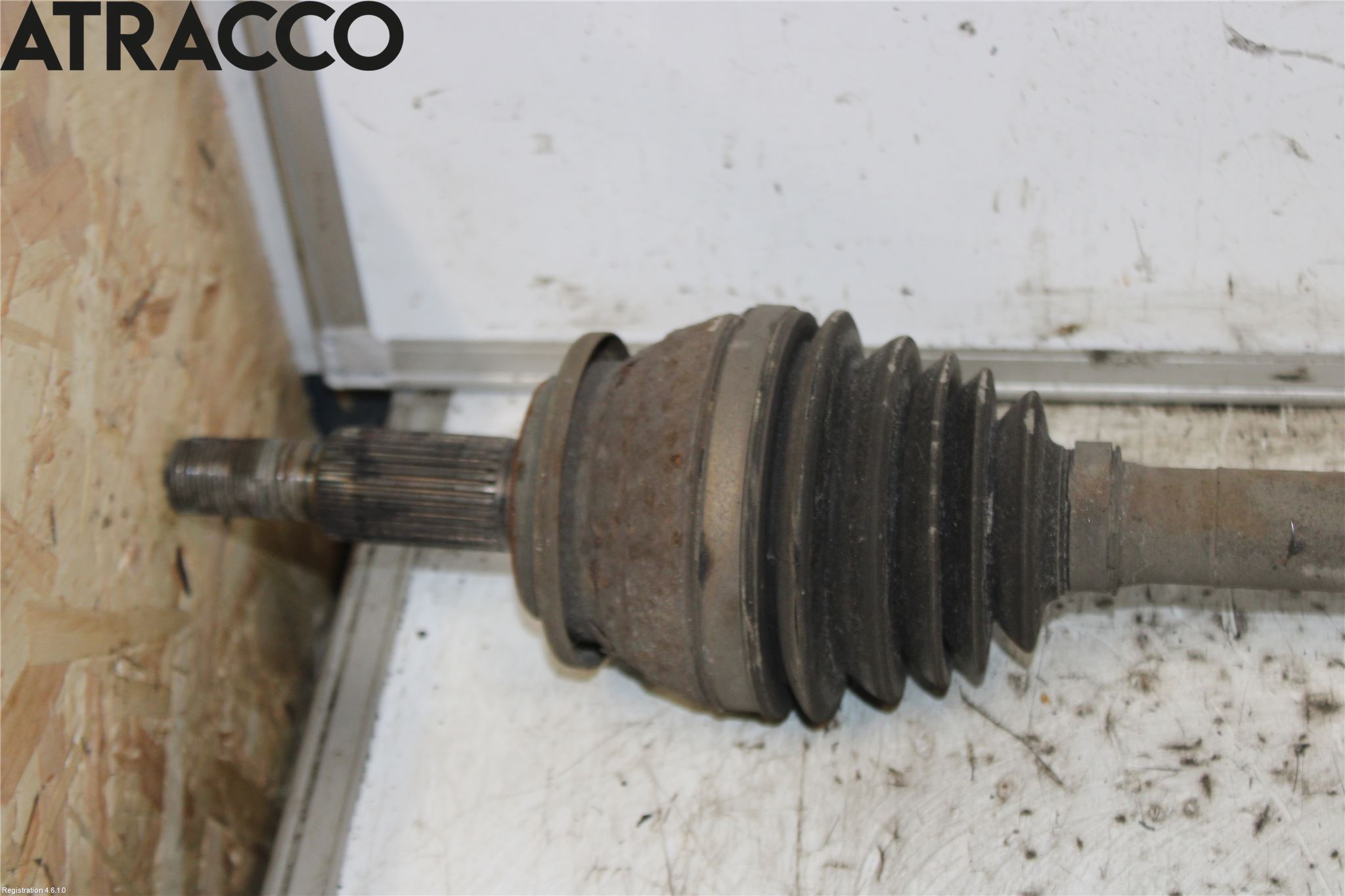 Toyota RAV4 19- Drivaxel Fram Höger